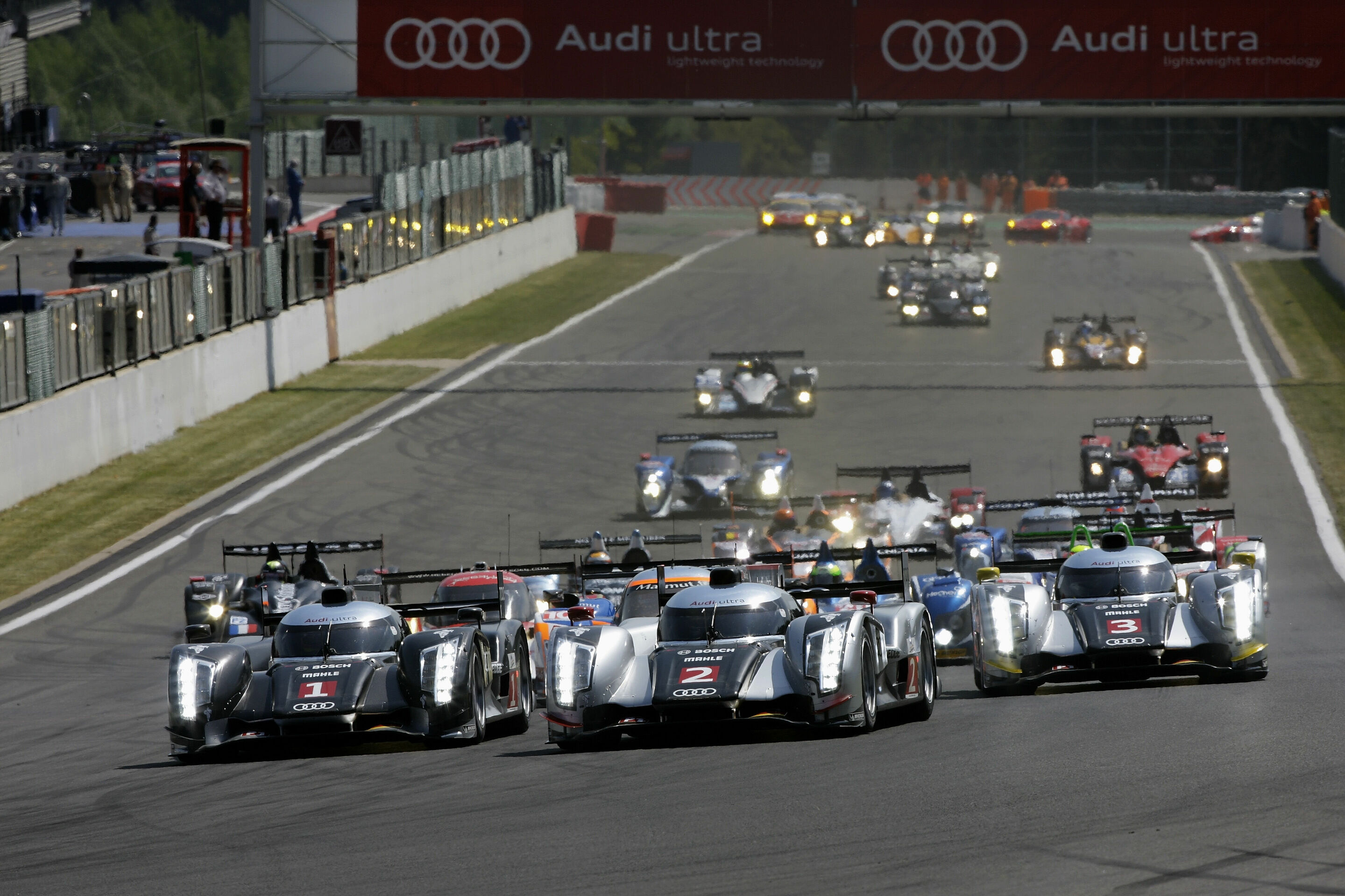 ILMC Spa 2011 - Audi R18 #1 (Audi Sport Team Joest), Timo Bernhard, Romain Dumas, Mike Rockenfeller; Audi R18 #2 (Audi Sport Team Joest), Marcel Fässler, André Lotterer, Benoît Tréluyer; Audi R18 #3 (Audi Sport Team Joest), Dindo Capello, Tom Kristensen,...