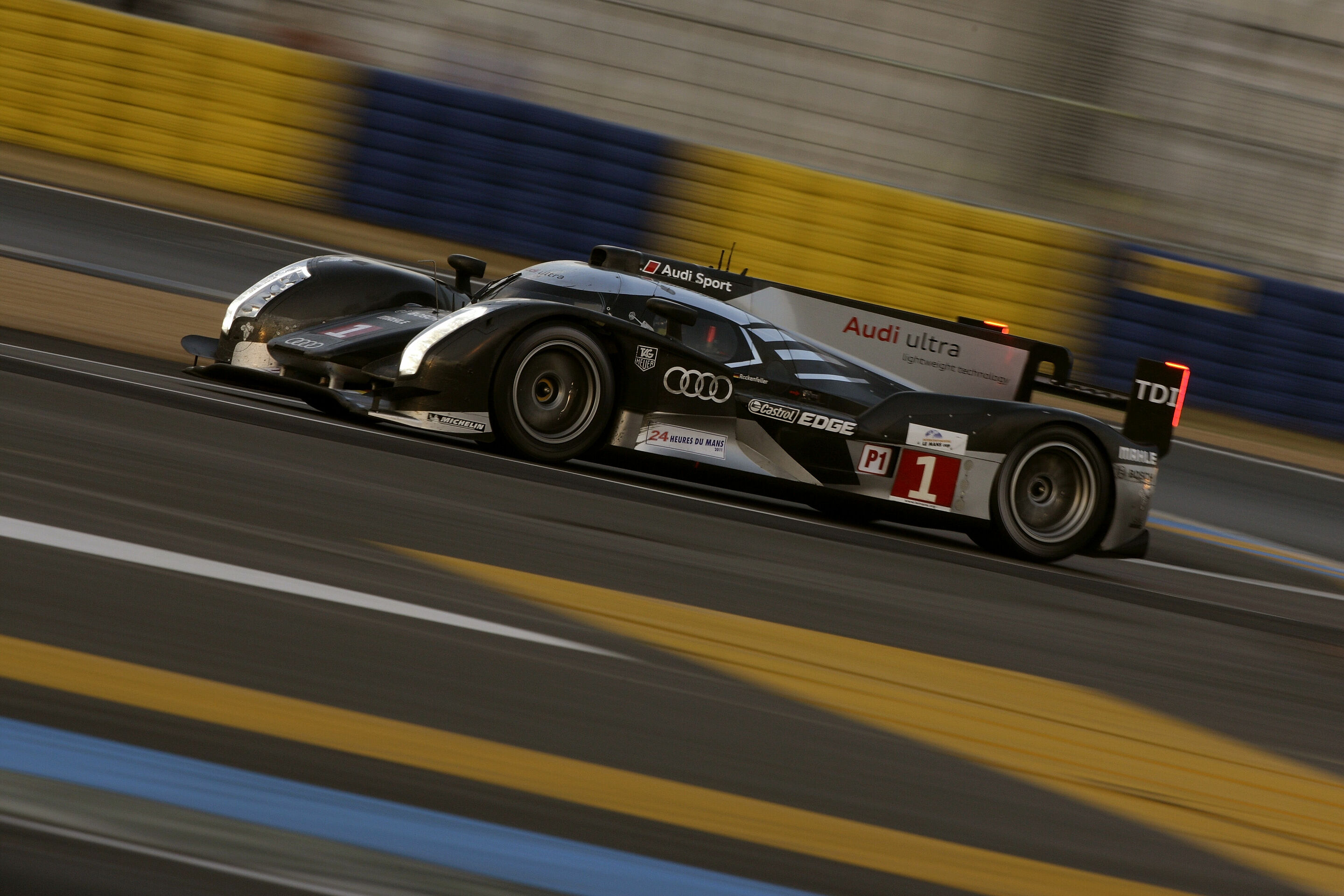 24h Le Mans 2011 - Audi R18 #1 (Audi Sport Team Joest), Timo Bernhard, Romain Dumas, Mike Rockenfeller