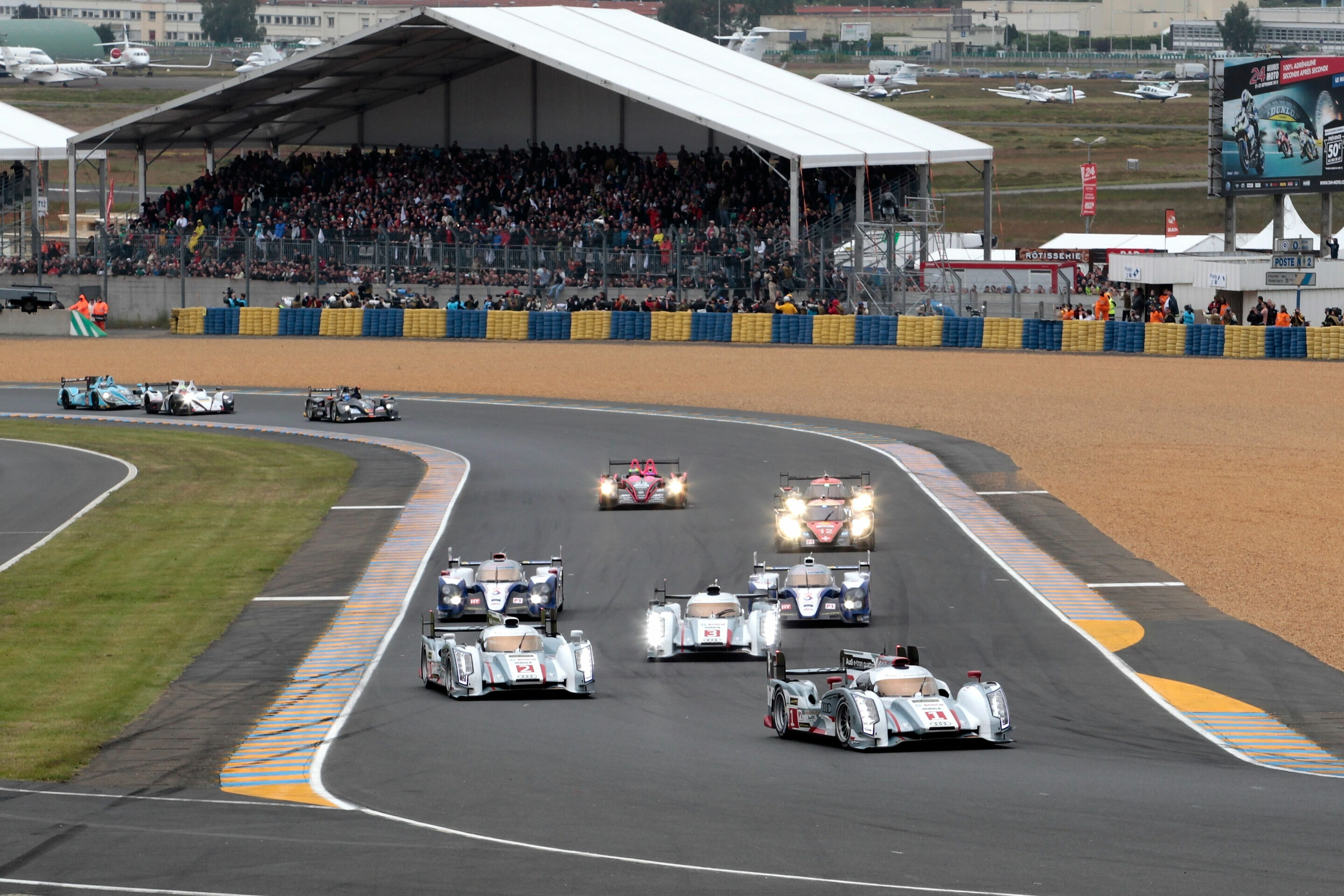 24h Le Mans 2013 - Audi R18 e-tron quattro #1 (Audi Sport Team Joest), Marcel Fässler/André Lotterer/Benoît Tréluyer; Audi R18 e-tron quattro #2 (Audi Sport Team Joest), Loïc Duval/Tom Kristensen/Allan McNish; Audi R18 e-tron quattro #3 (Audi Sport Team...