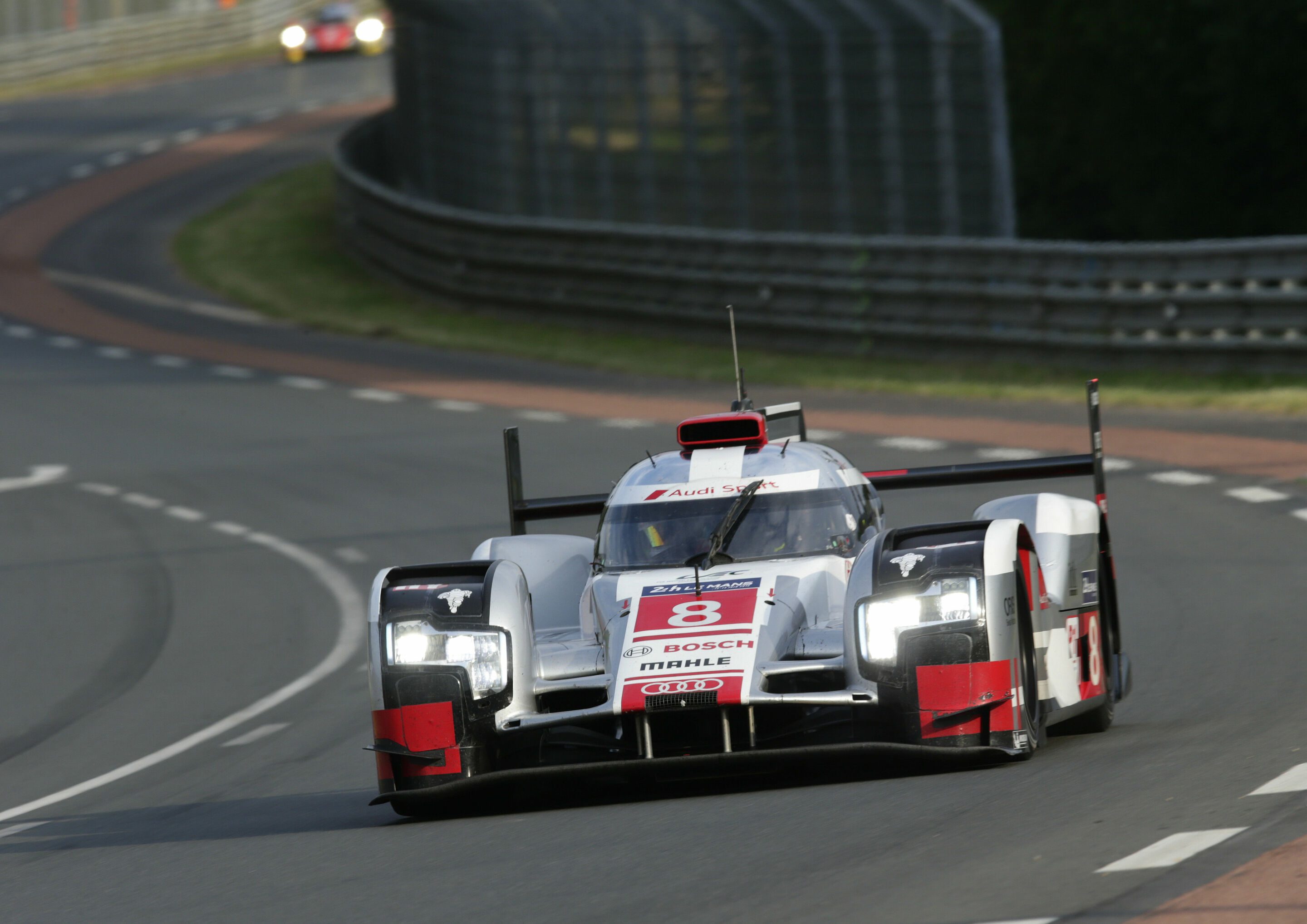 24h Le Mans  2015 - Audi R18 e-tron quattro #8 (Audi Sport Team Joest), Lucas di Grassi, Loïc Duval, Oliver Jarvis
