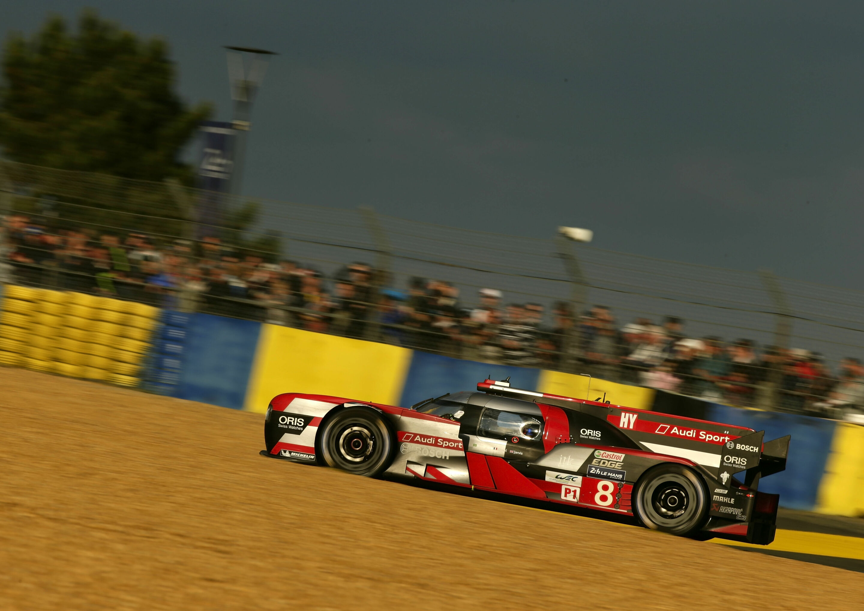 24h Le Mans 2016 - Audi R18 (2016) #8 (Audi Sport Team Joest), Lucas di Grassi, Loïc Duval, Oliver Jarvis