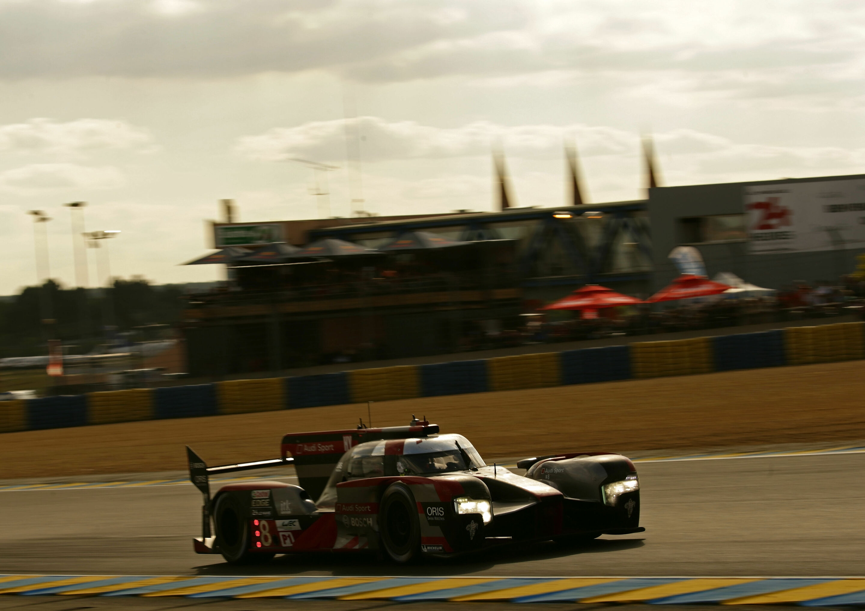 24h Le Mans 2016 - Audi R18 (2016) #8 (Audi Sport Team Joest), Lucas di Grassi, Loïc Duval, Oliver Jarvis