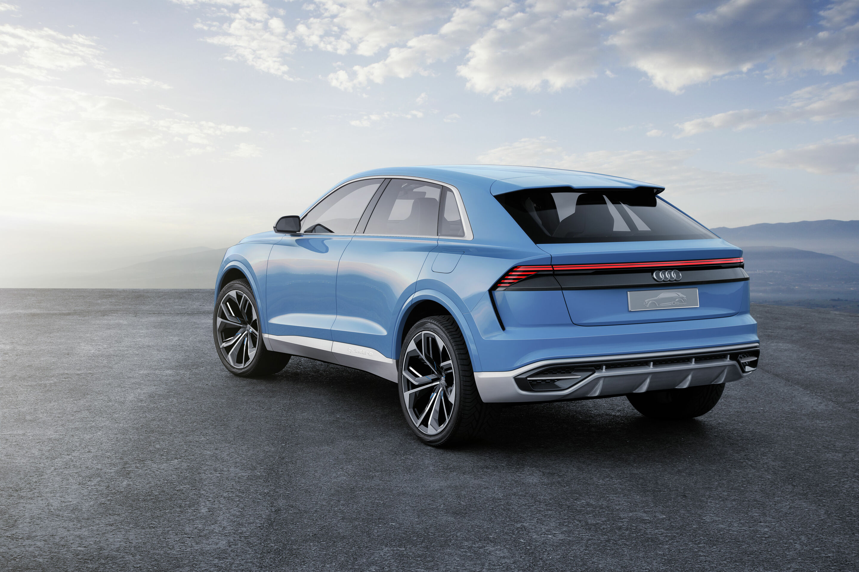 Audi Q8 concept (2017) - Standaufnahme
Farbe: Bombayblau