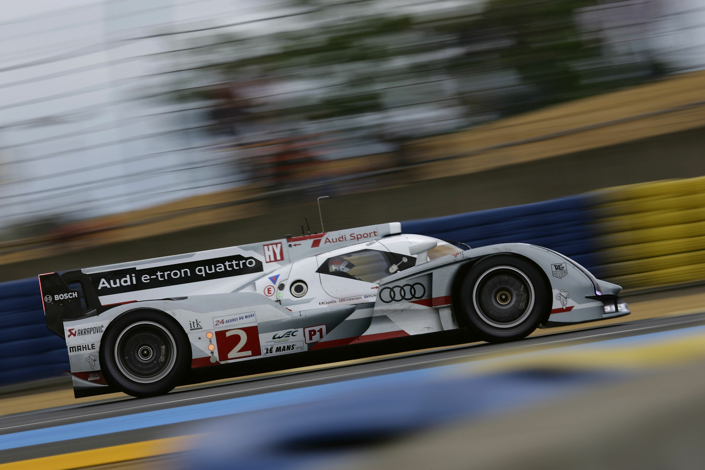 WEC 2012 - Audi R18 e-tron quattro #2 (Audi Sport Team Joest)
Dindo Capello (I), Tom Kristensen (DK), Allan McNish(GB)