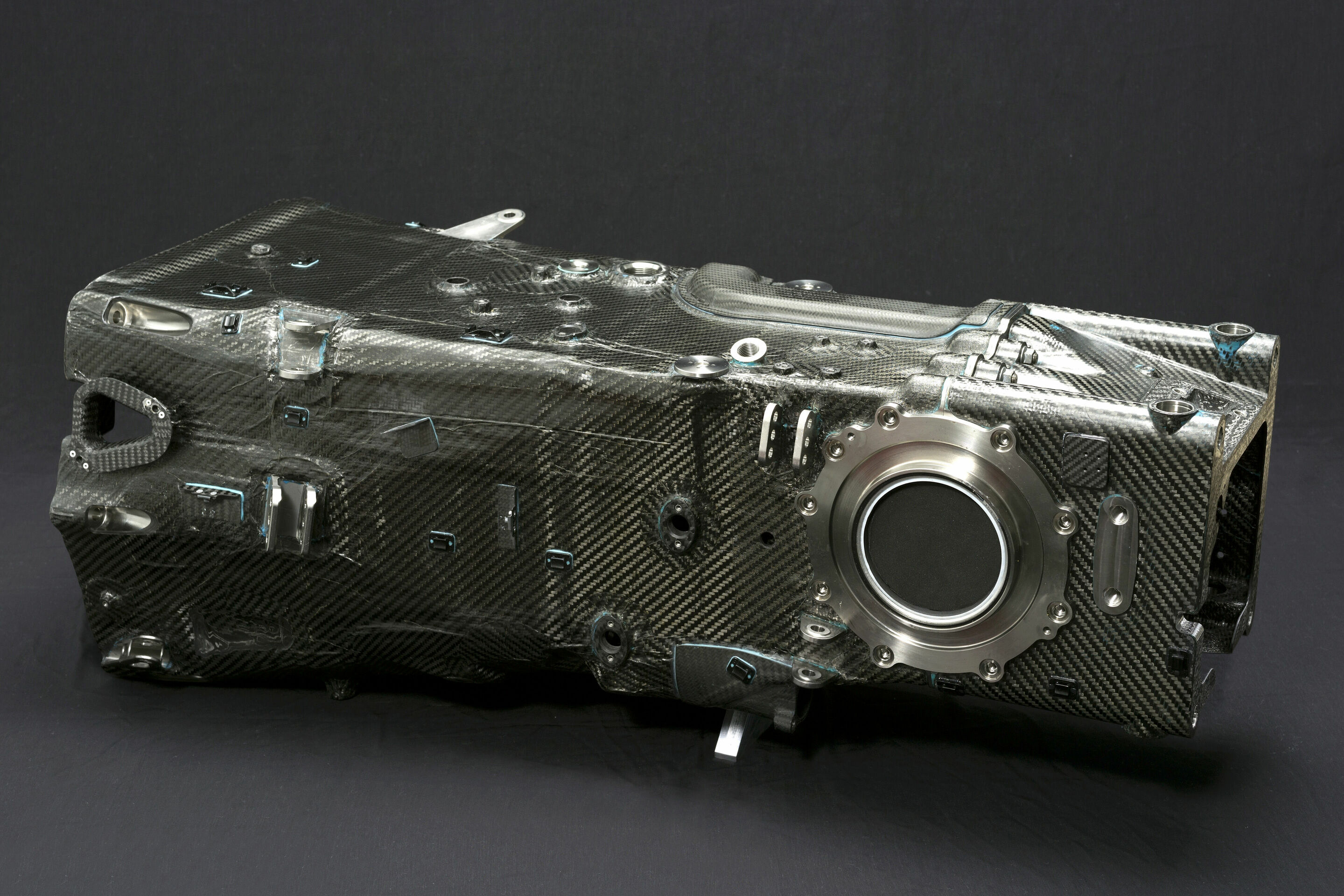 Audi R18 - Audi R18, Kohlefaser-Getriebegehäuse