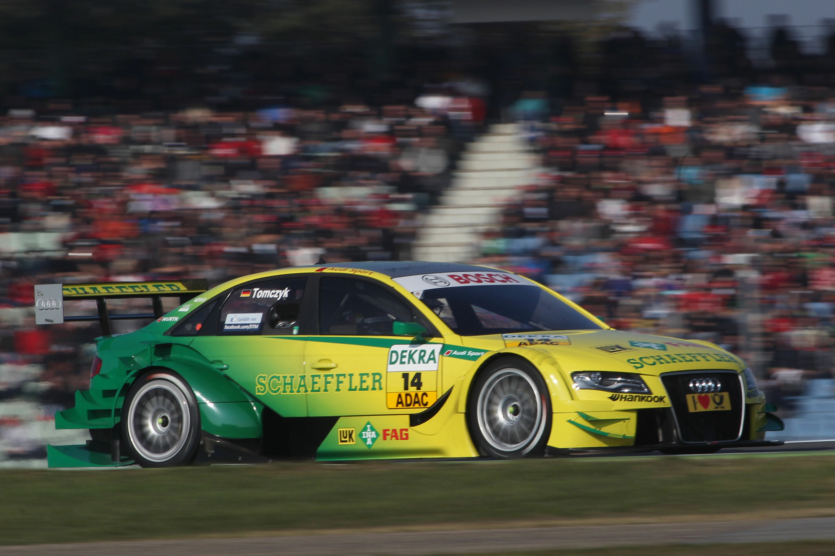 DTM 2011 - Schaeffler Audi A4 DTM #14 (Audi Sport Team Phoenix), Martin Tomczyk