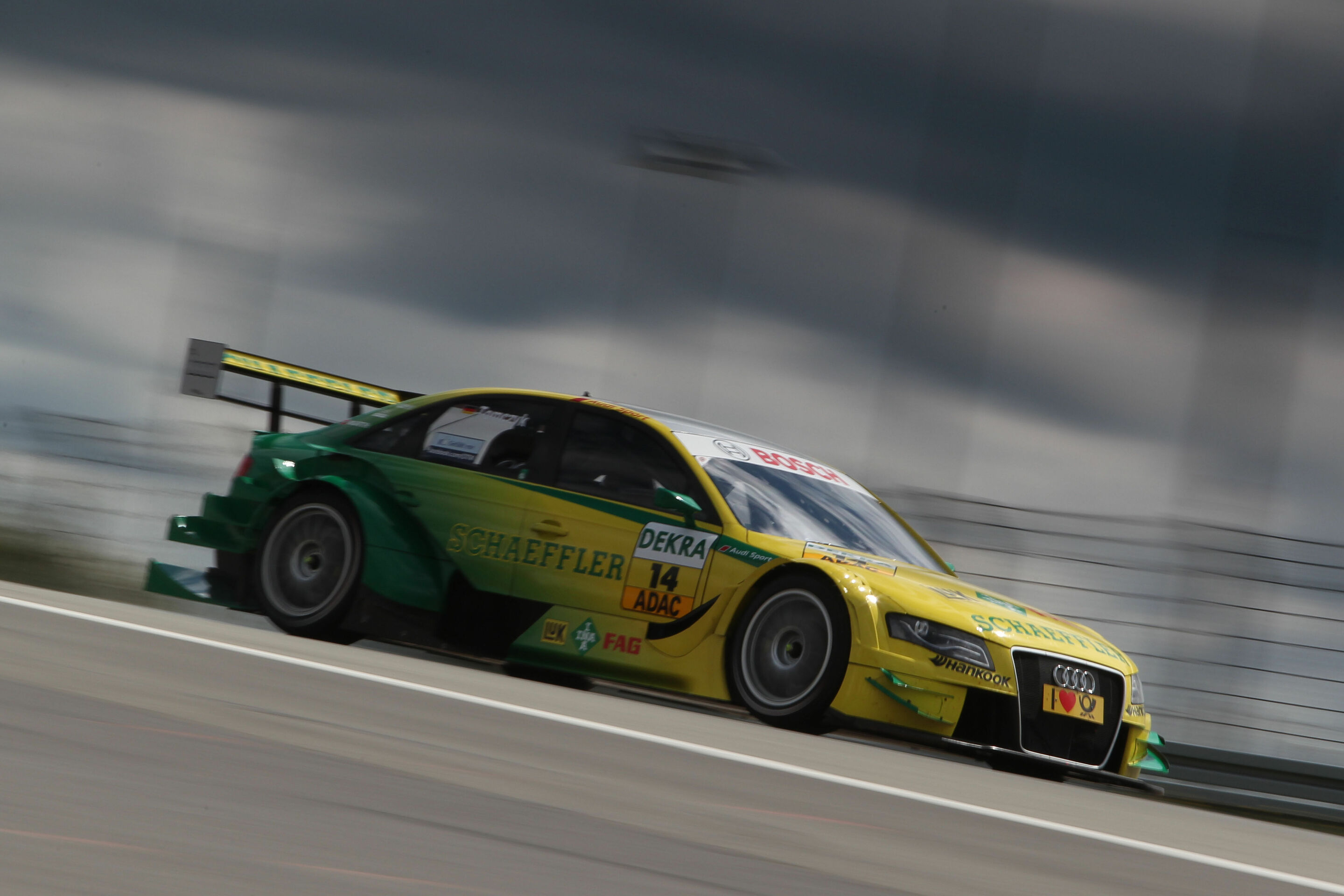 DTM 2011 - Schaeffler Audi A4 DTM #14 (Audi Sport Team Phoenix), Martin Tomczyk