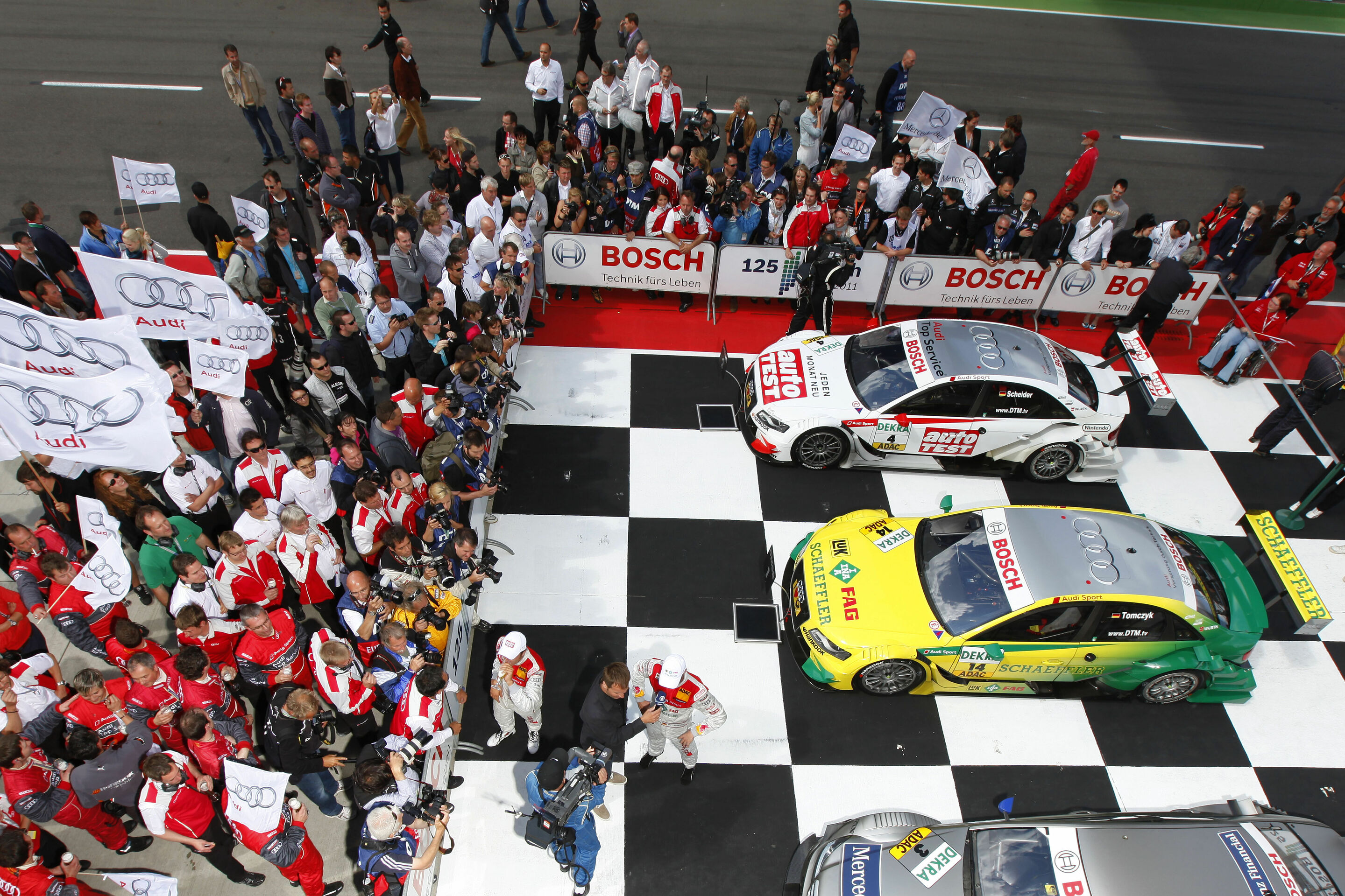 DTM 2011 - Timo Scheider, Martin Tomczyk