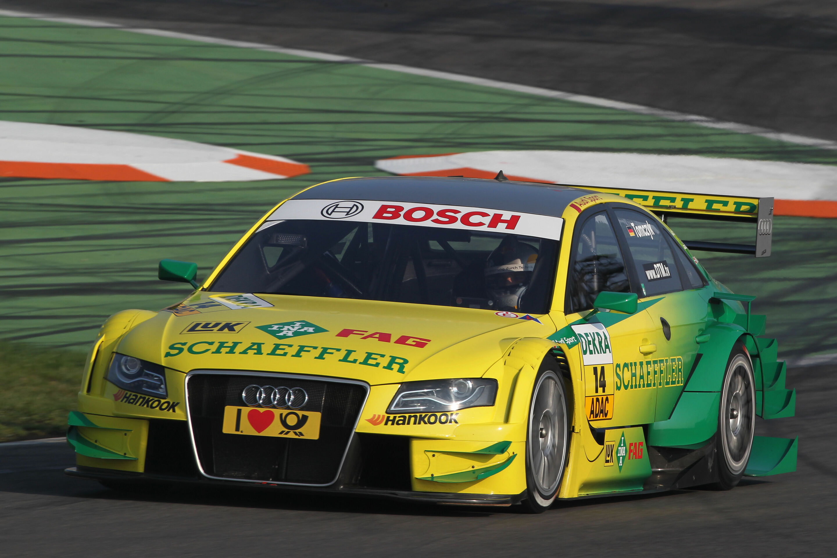 DTM 2011 - Schaeffler Audi A4 DTM #14 (Audi Sport Team Phoenix), Martin Tomczyk