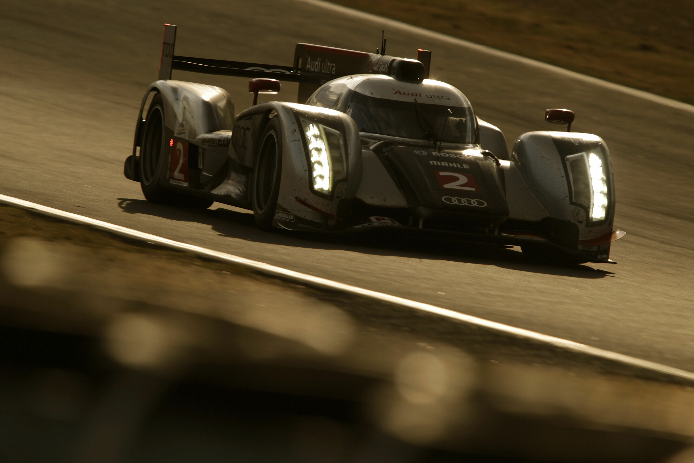 Le Mans 2011 - Audi R18 TDI #2 (Audi Sport Team Joest)