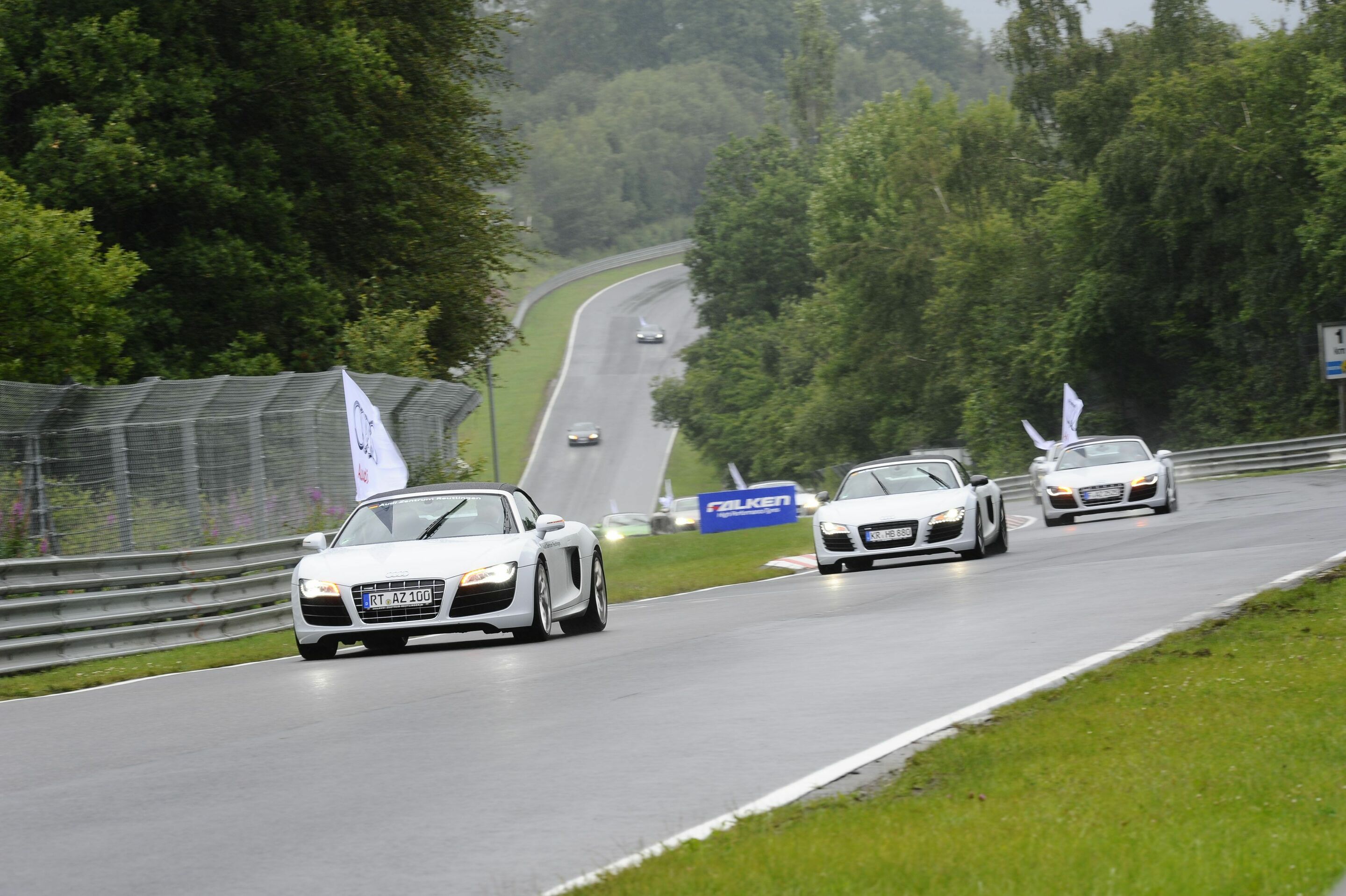 24h Nürburgring 2011 - Audi drive away