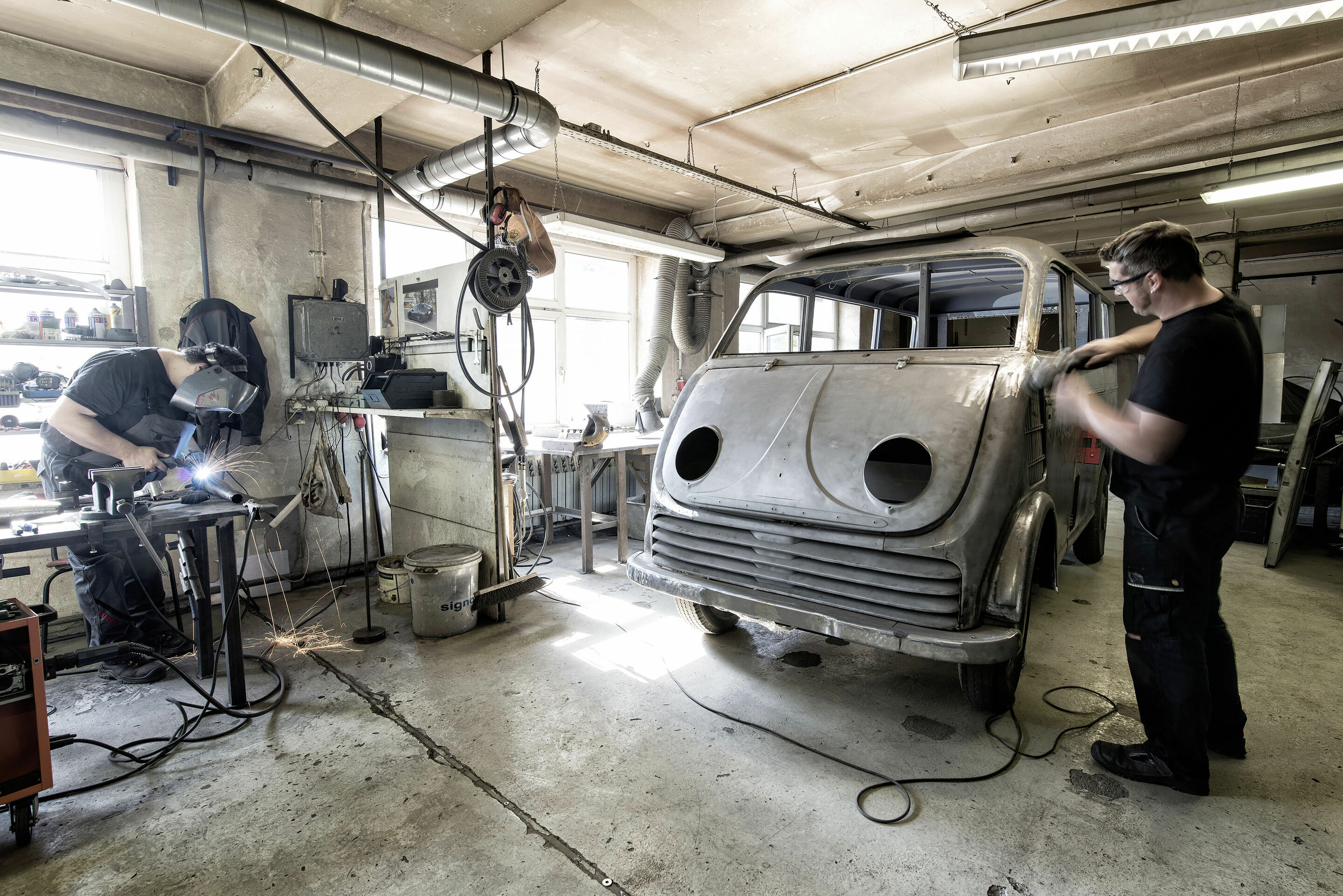 „DKW Elektro-Wagen“ zu Audi heimgekehrt - In aufwändiger Restauration wurde der DKW Elektro-Wagen wieder in seinen Originalzustand versetzt.