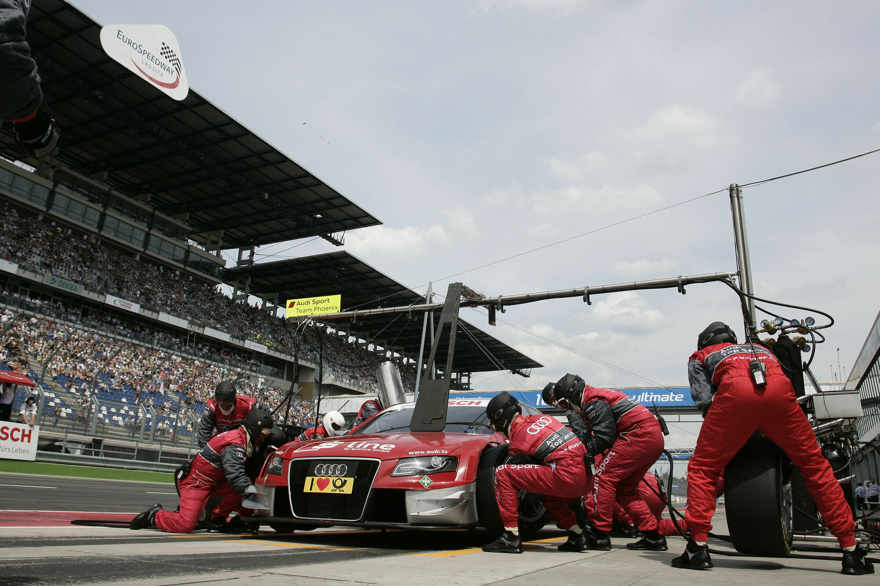 DTM 2010 - S line Audi A4 DTM #10 (Audi Sport Team Phoenix), Mike Rockenfeller