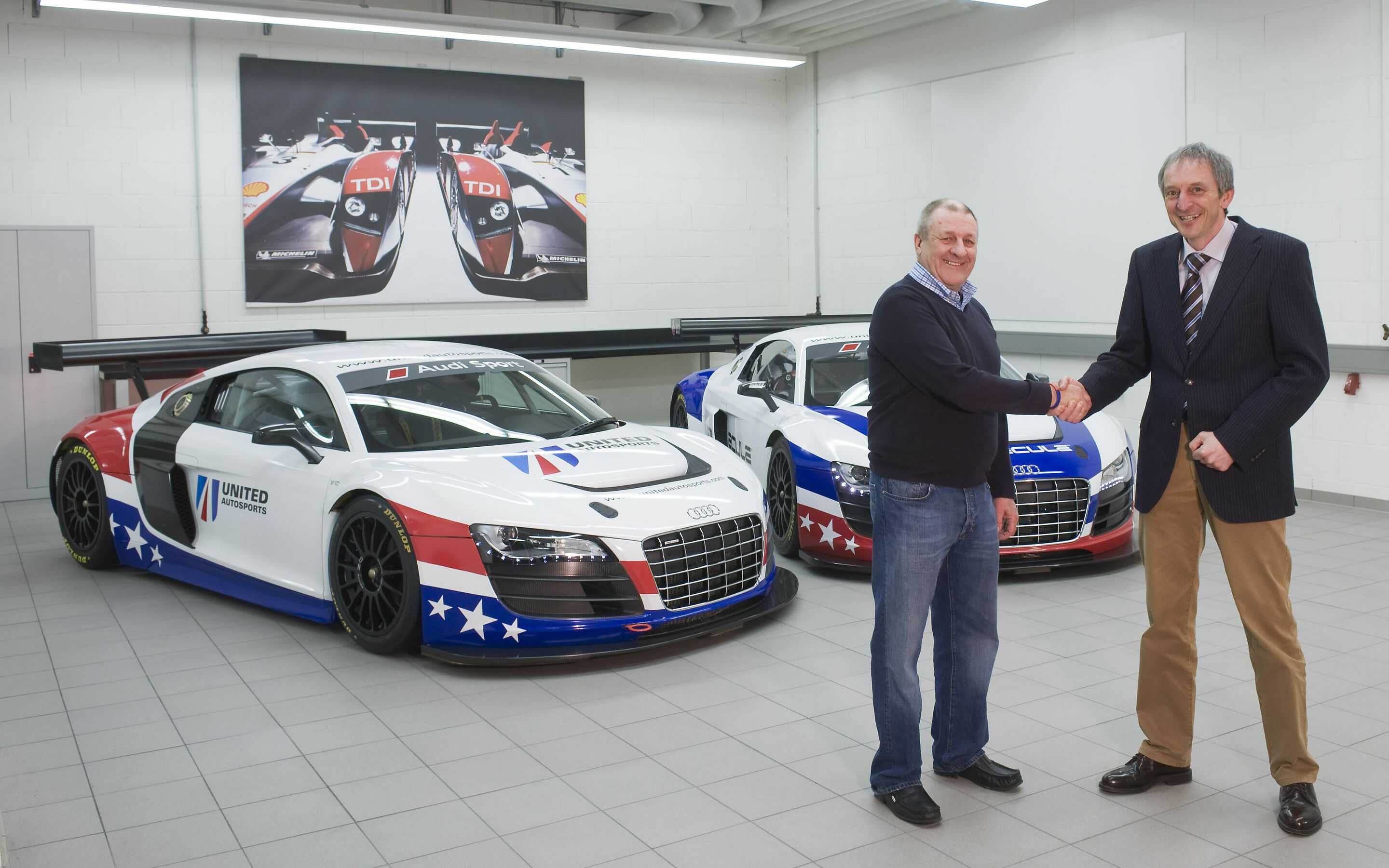 Kundensport 2010 - Übergabe der Audi R8 LMS an United Autosports