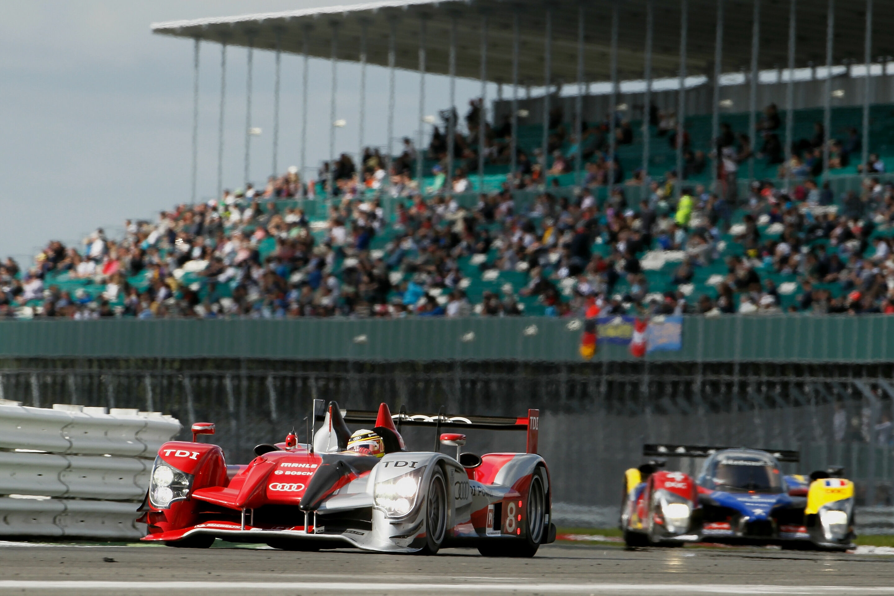 ILMC 2010 - Audi R15 TDI #8 (Audi Sport Team Joest), Timo Bernhard