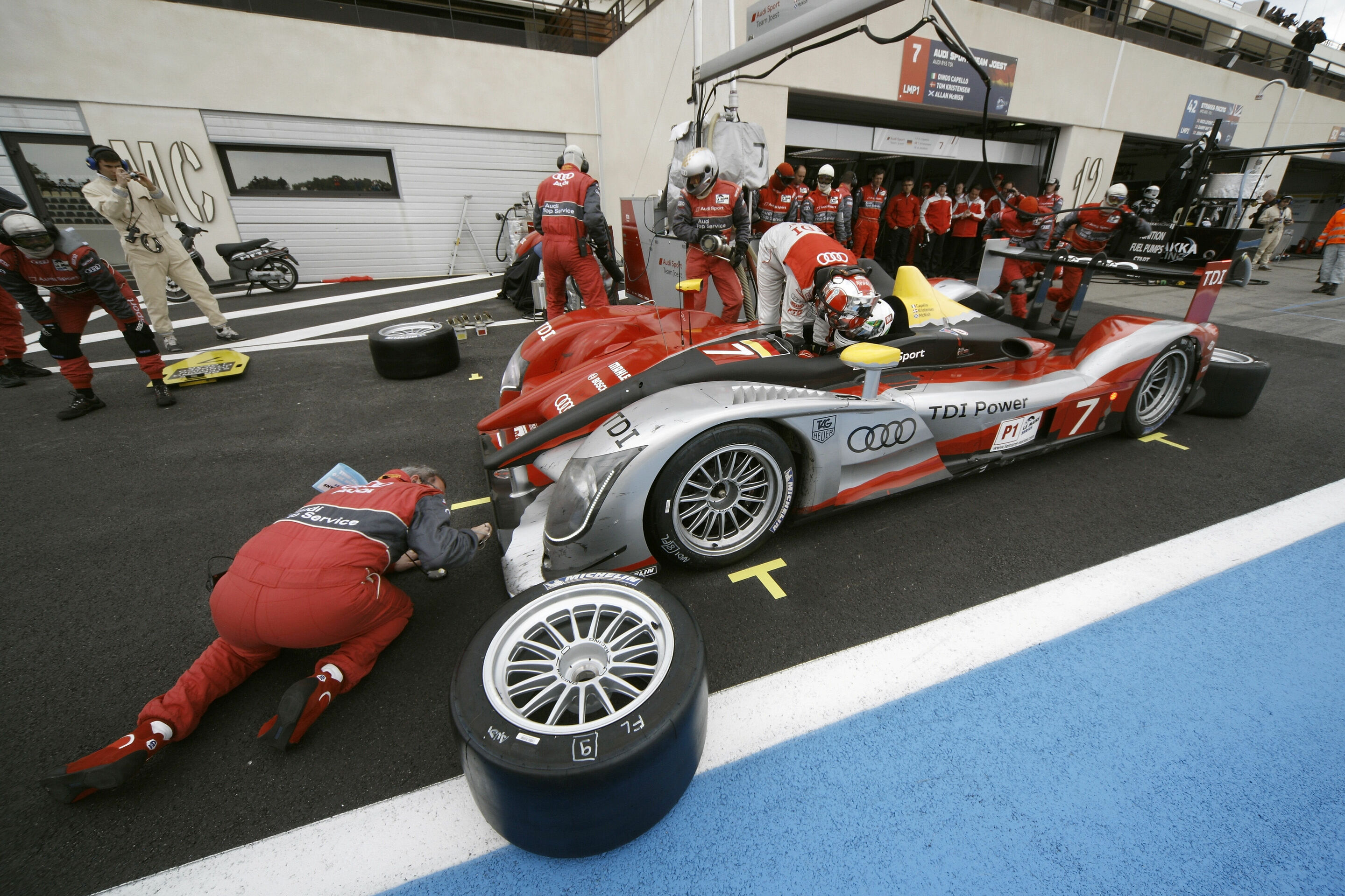 Le Mans Series 2010 - Audi R15 TDI #7 (Audi Sport Team Joest), Allan McNish