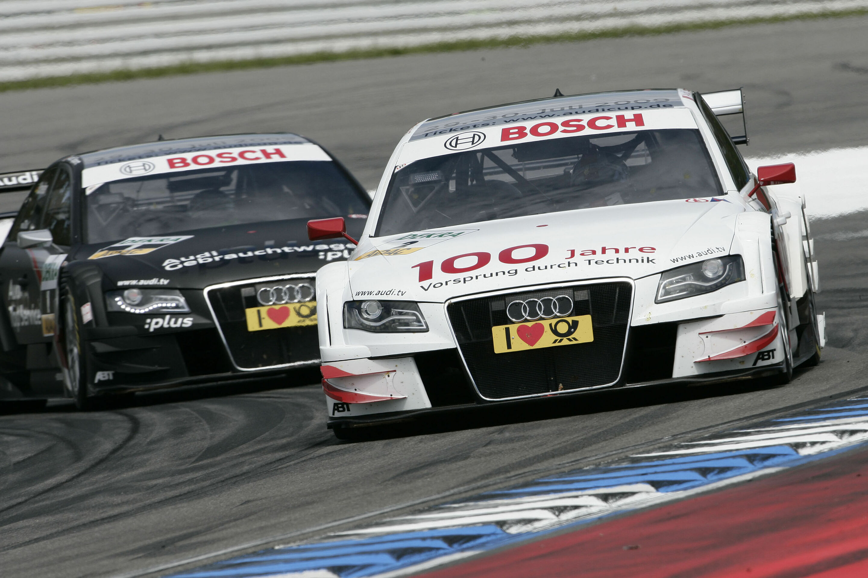 DTM 2009 - 100 Jahre Audi - A4 DTM #2 (Audi Sport Team Abt), Tom Kristensen