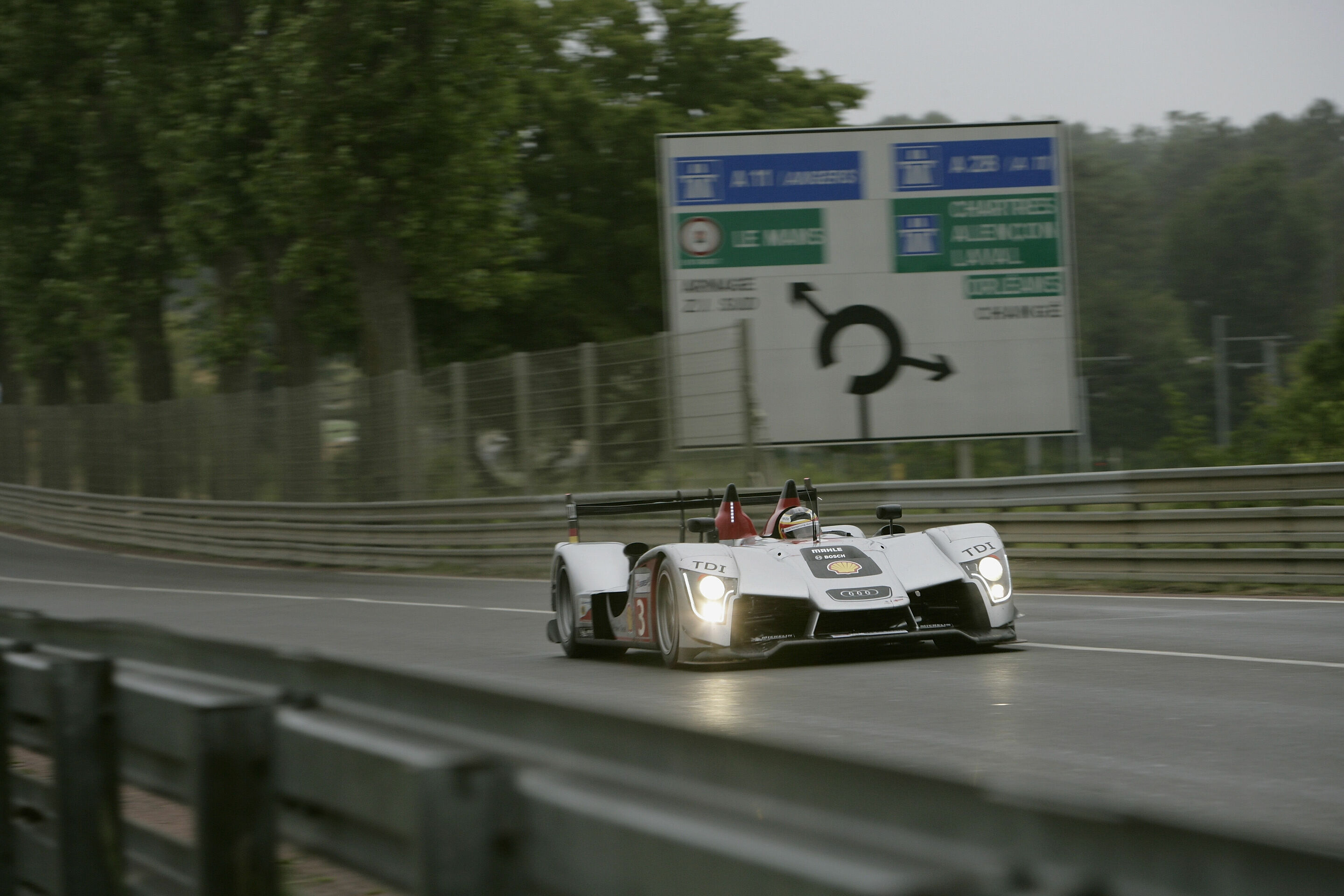 24h Le Mans 2009 - Audi R15 TDI #3 (Audi Sport Team Joest), Timo Bernhard