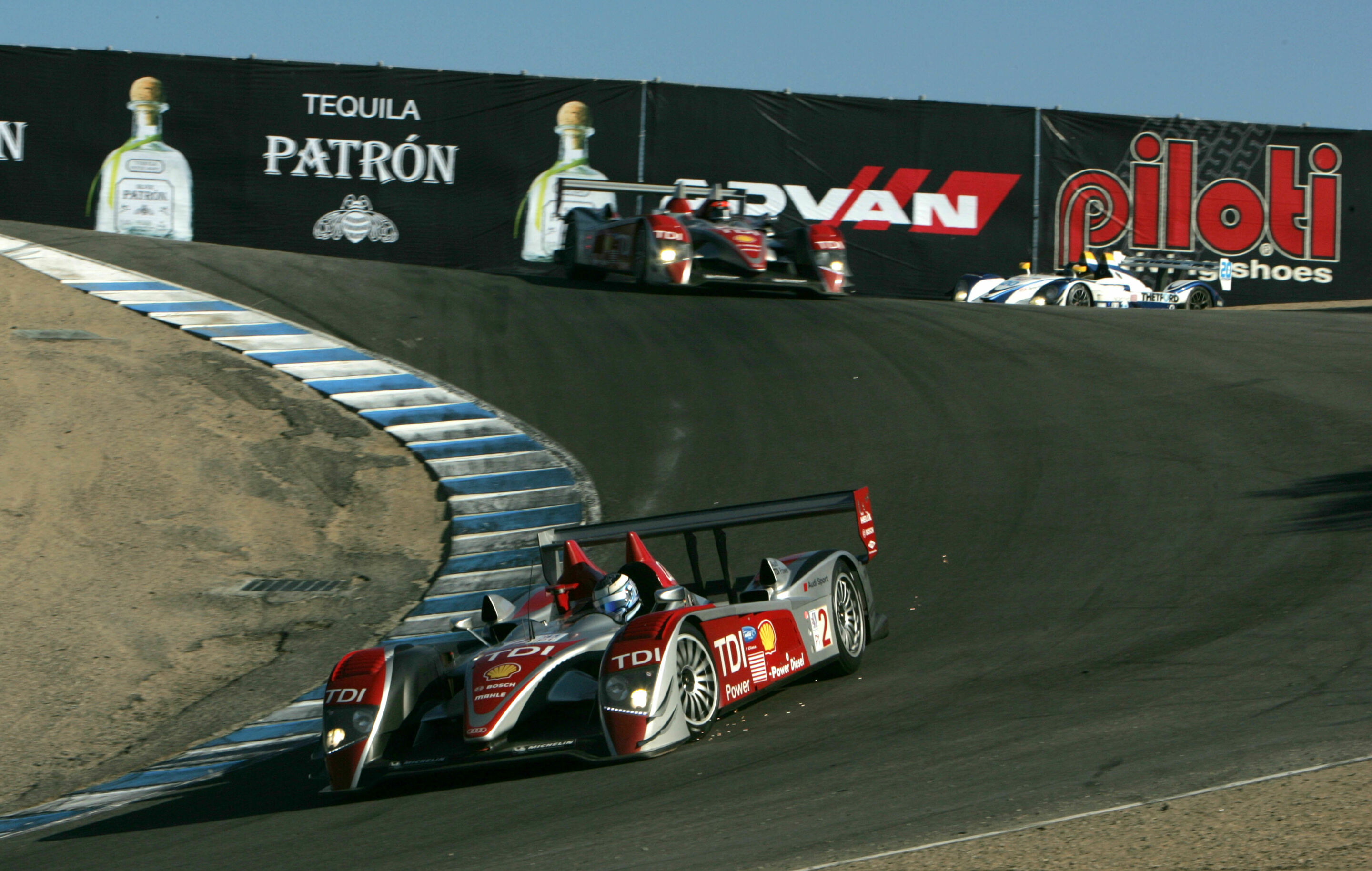 ALMS 2008 - Lucas Luhr in front of Christian Albers