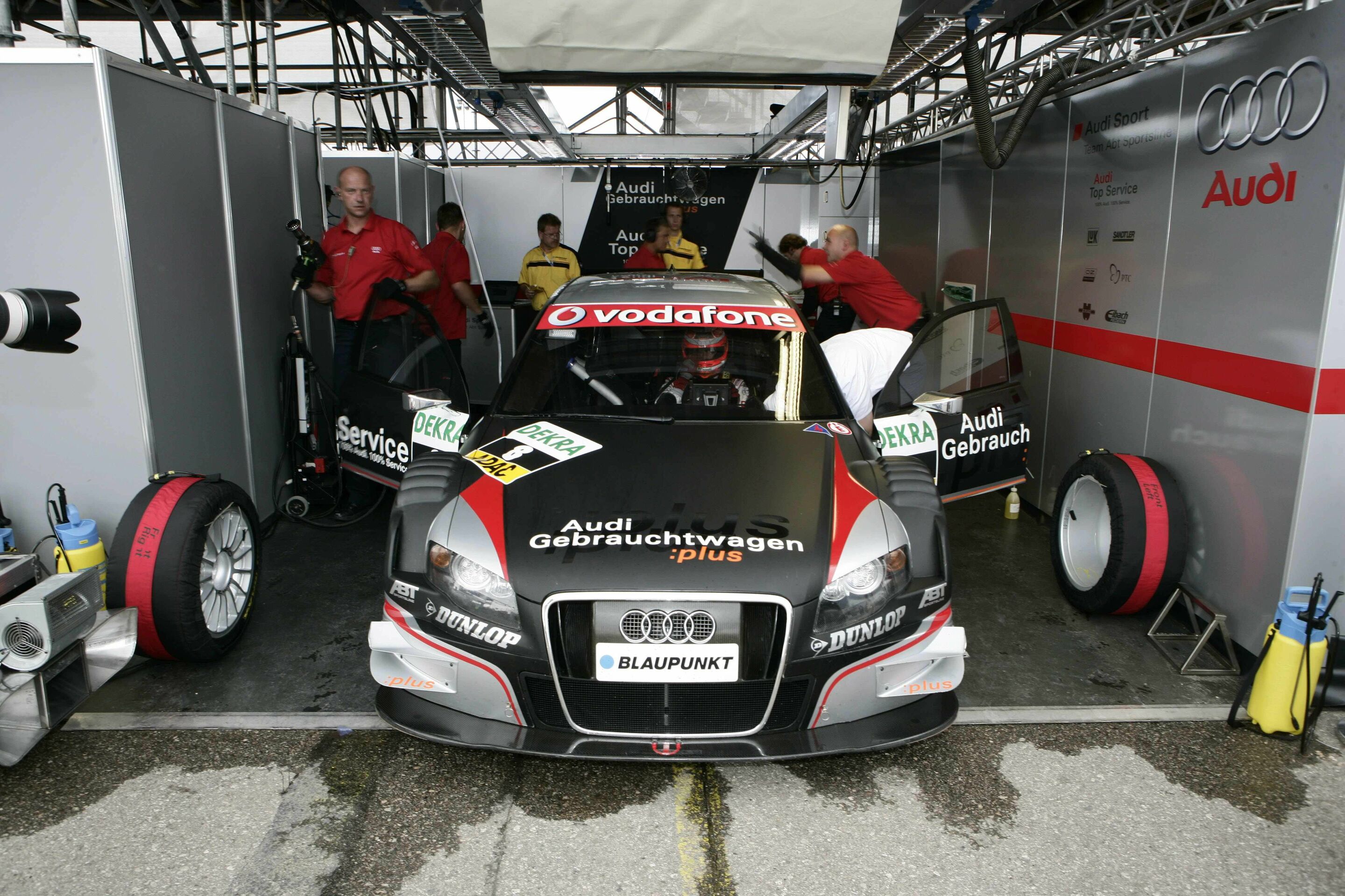 DTM 2007 - Gebrauchtwagen:plus/Top Service Audi A4 DTM #8 (Audi Sport Team Abt Sportsline), Timo Scheider