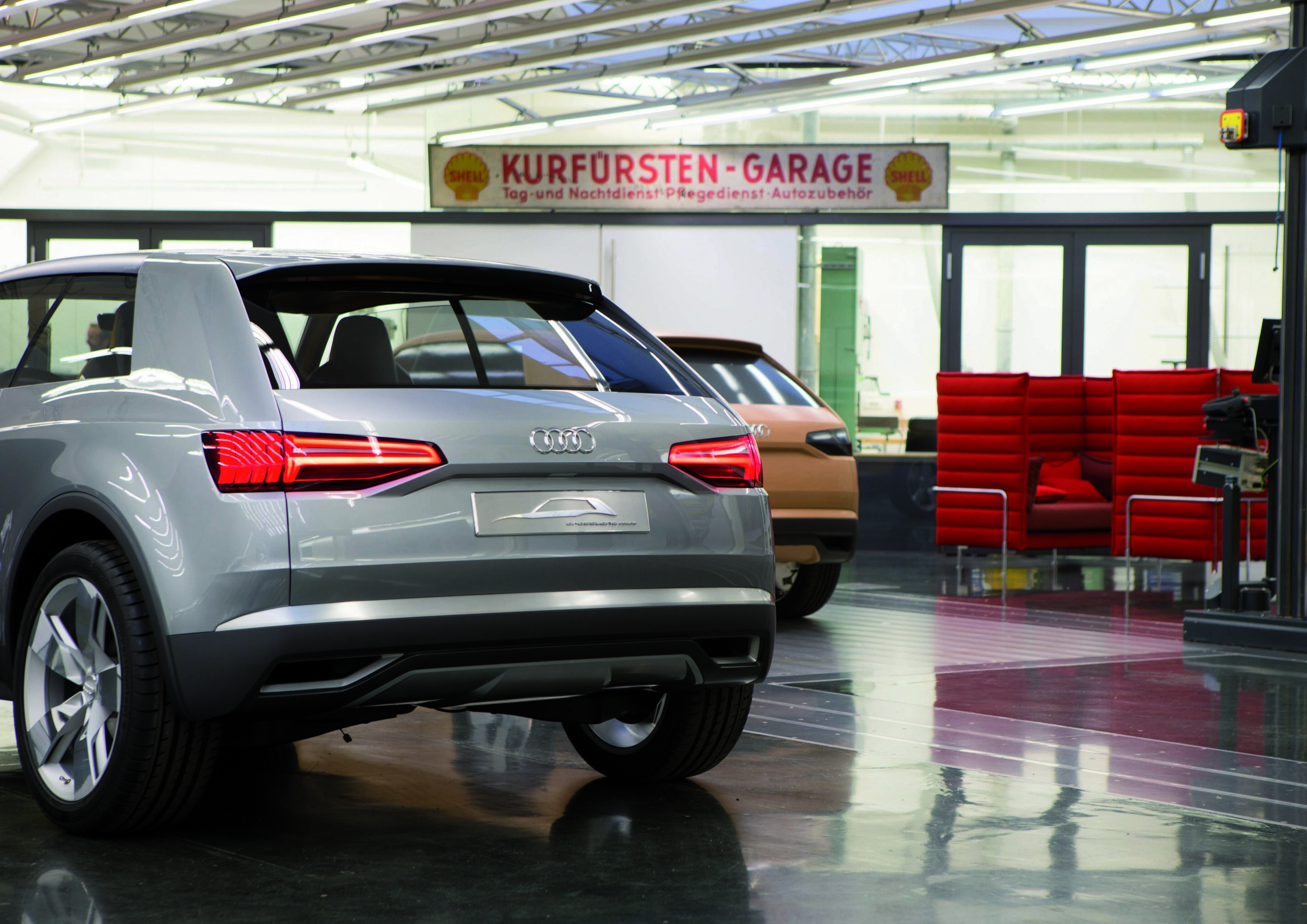 A close look at the new design strategy - The Audi crosslane coupé in the Concept Design Studio in Munich.