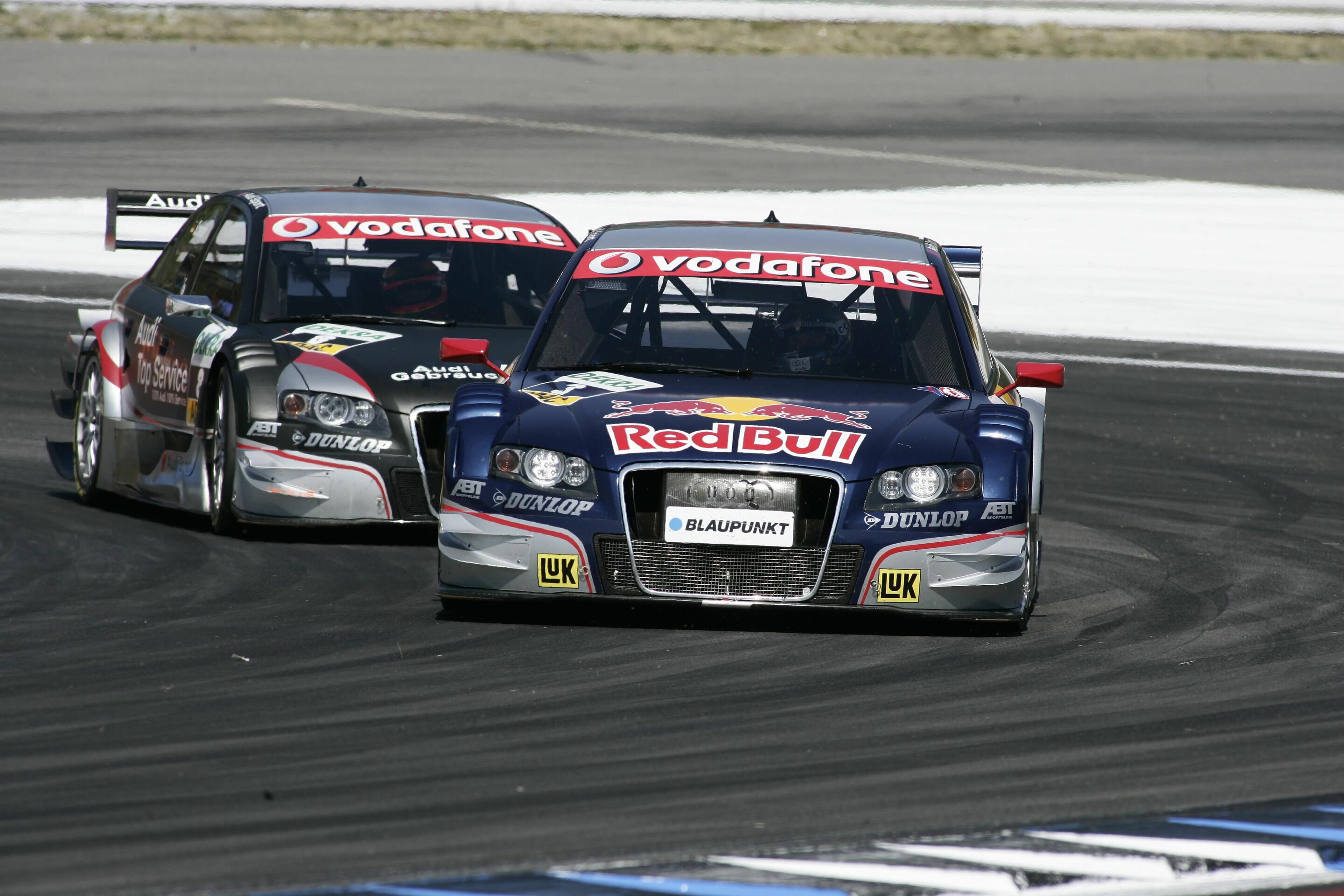 DTM 2007 - Mattias Ekström vor Timo Scheider