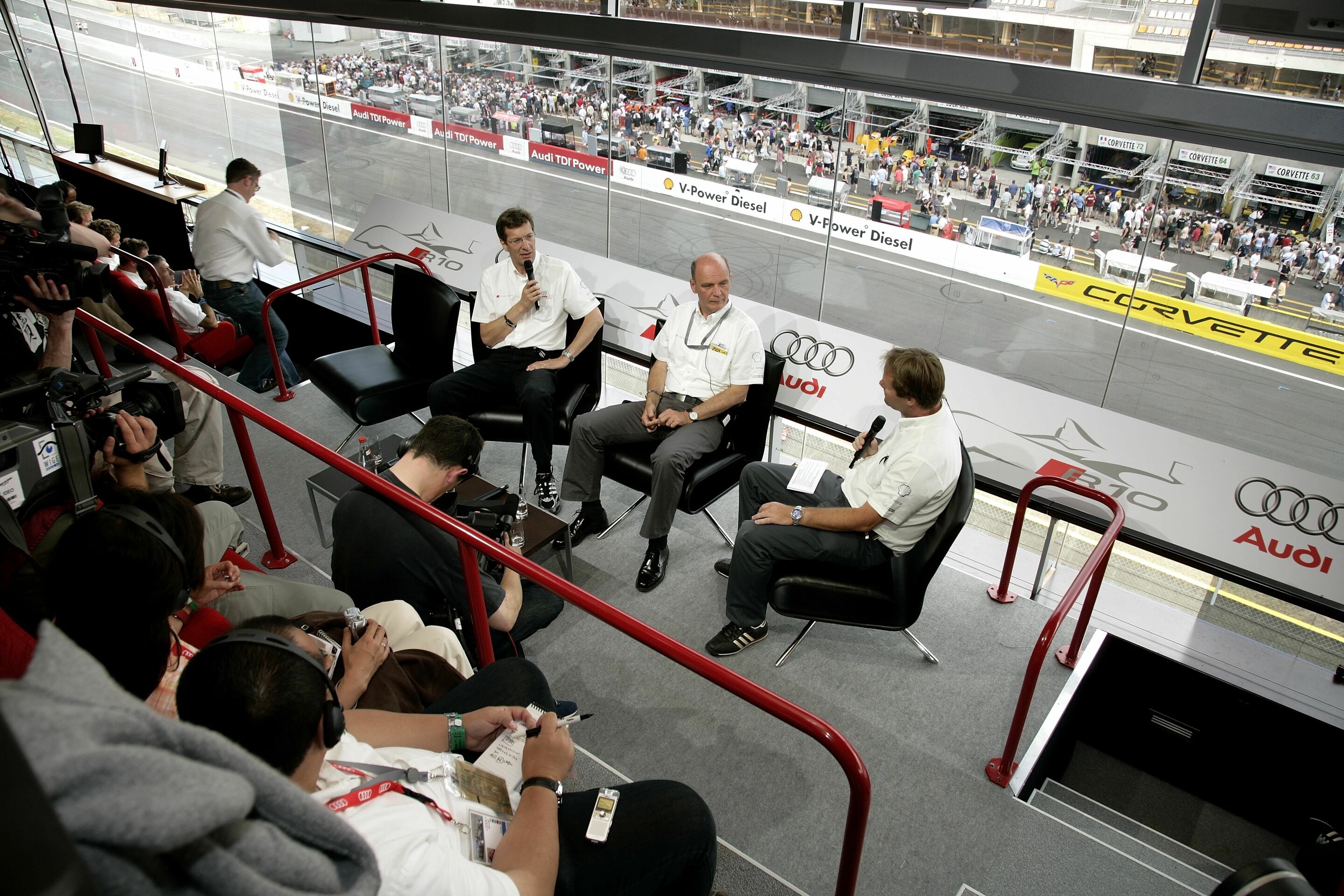 Le Mans 2006 - Ralf Jüttner, Dr. Wolfgang Ullrich at the Audi Le Mans press conference