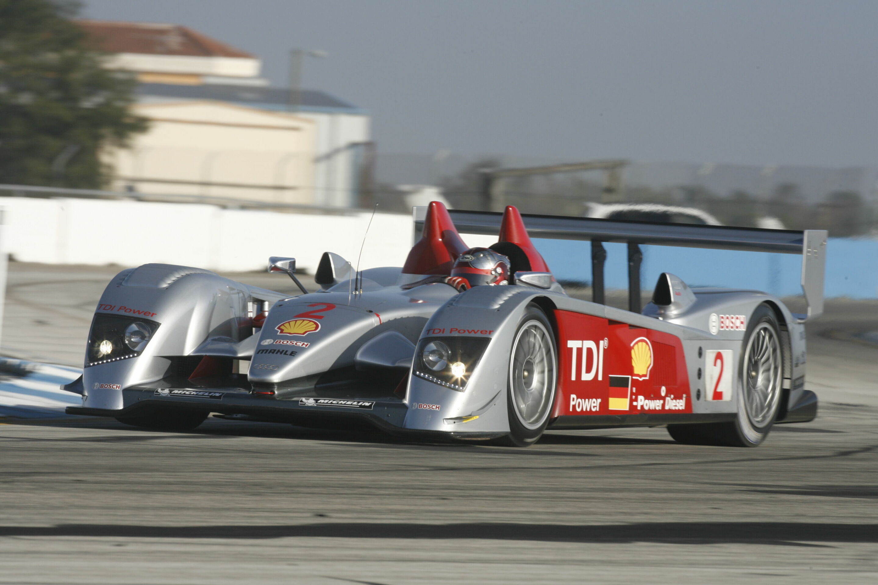 ALMS 2006 - Dindo Capello in the Audi R10 at the Sebring Winter Test