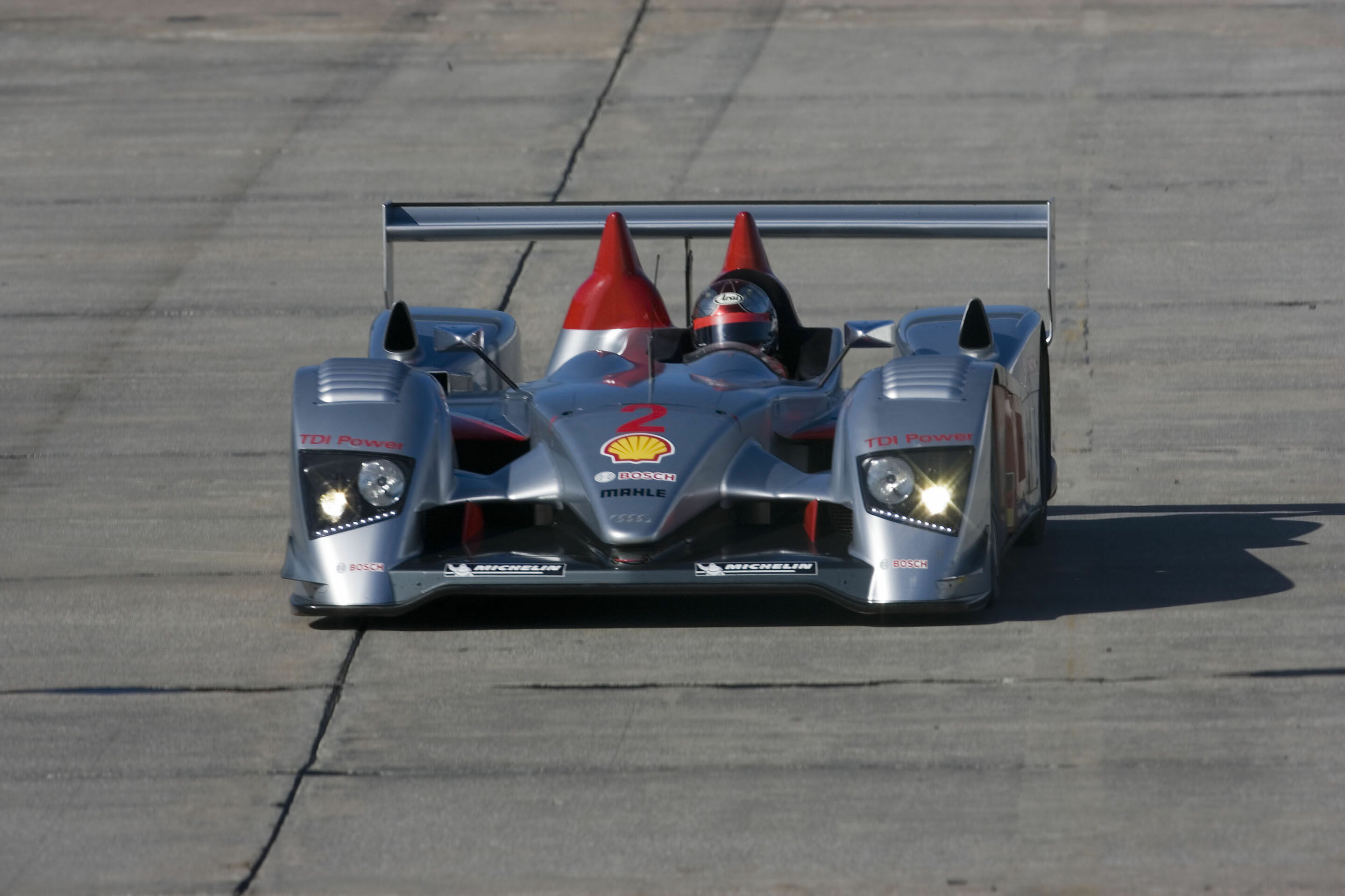 ALMS 2006 - Dindo Capello in the Audi R10 at the Sebring Winter Test