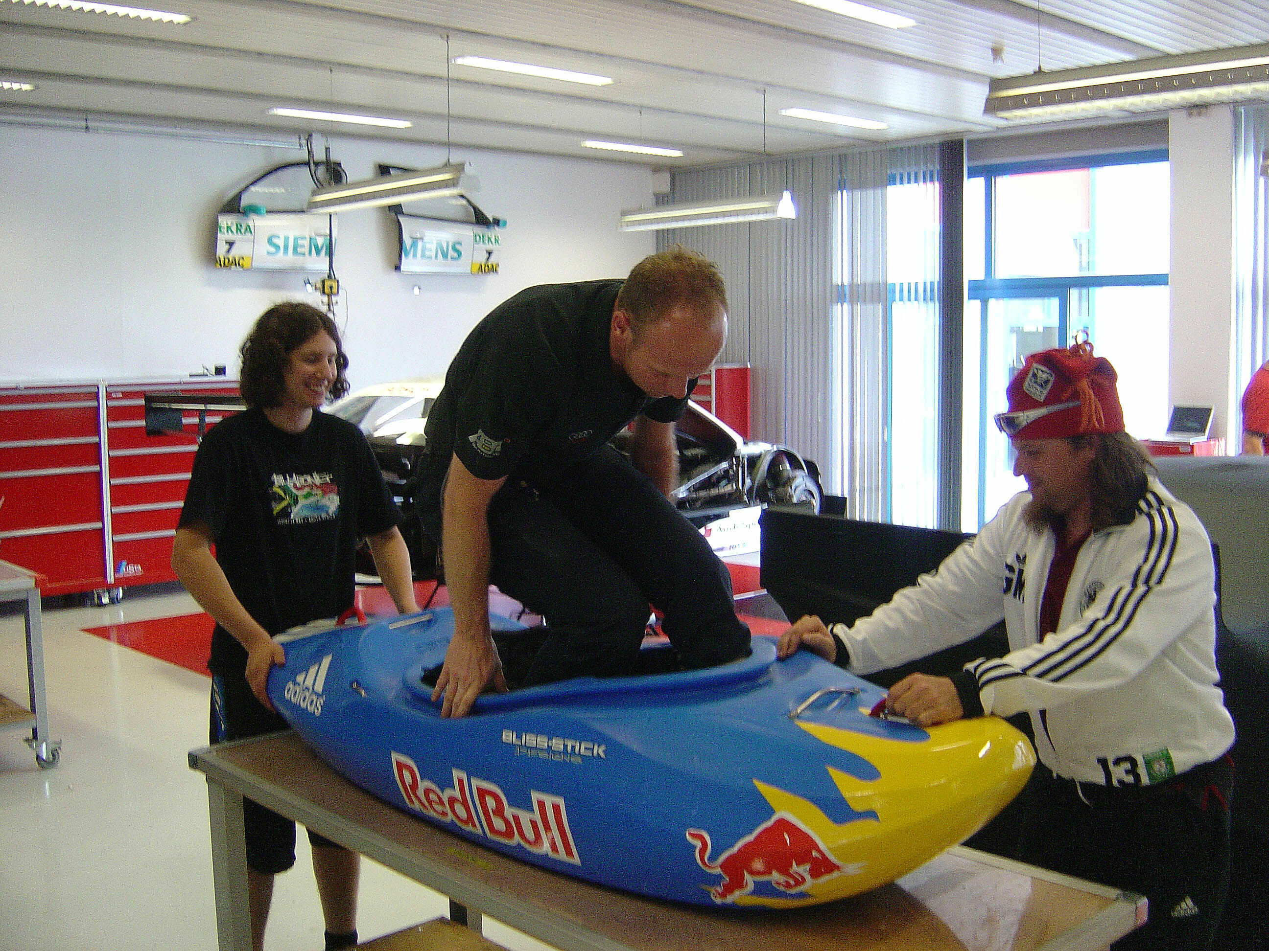 DTM 2006 - Audi Sport Team Abt Sportsline preparing the "1st Audi Dutzendteich Challenge" with extreme canoeist Schorschi Schauf