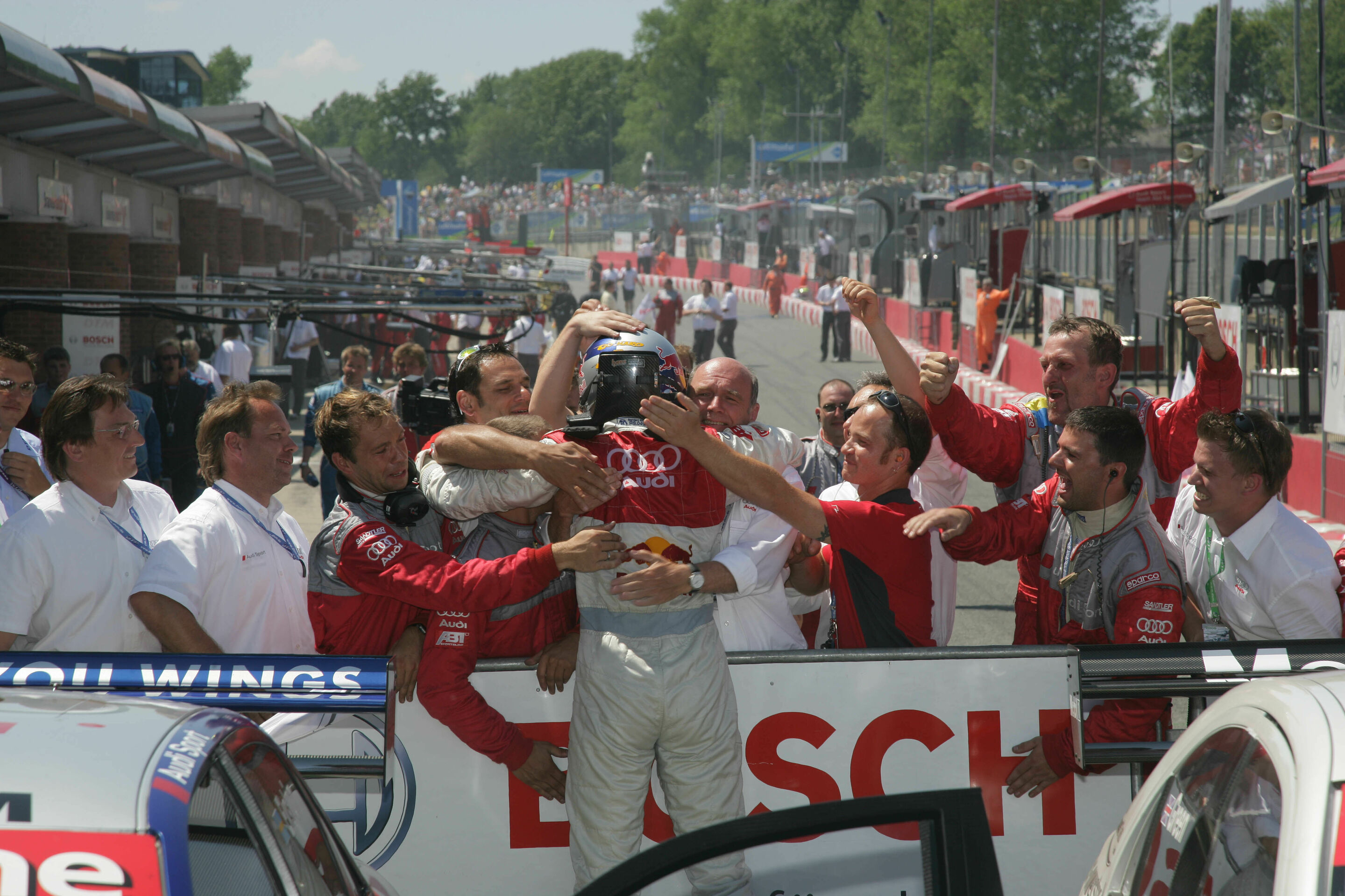 DTM 2006 - Mattias Ekström nach dem Sieg in Brands Hatch