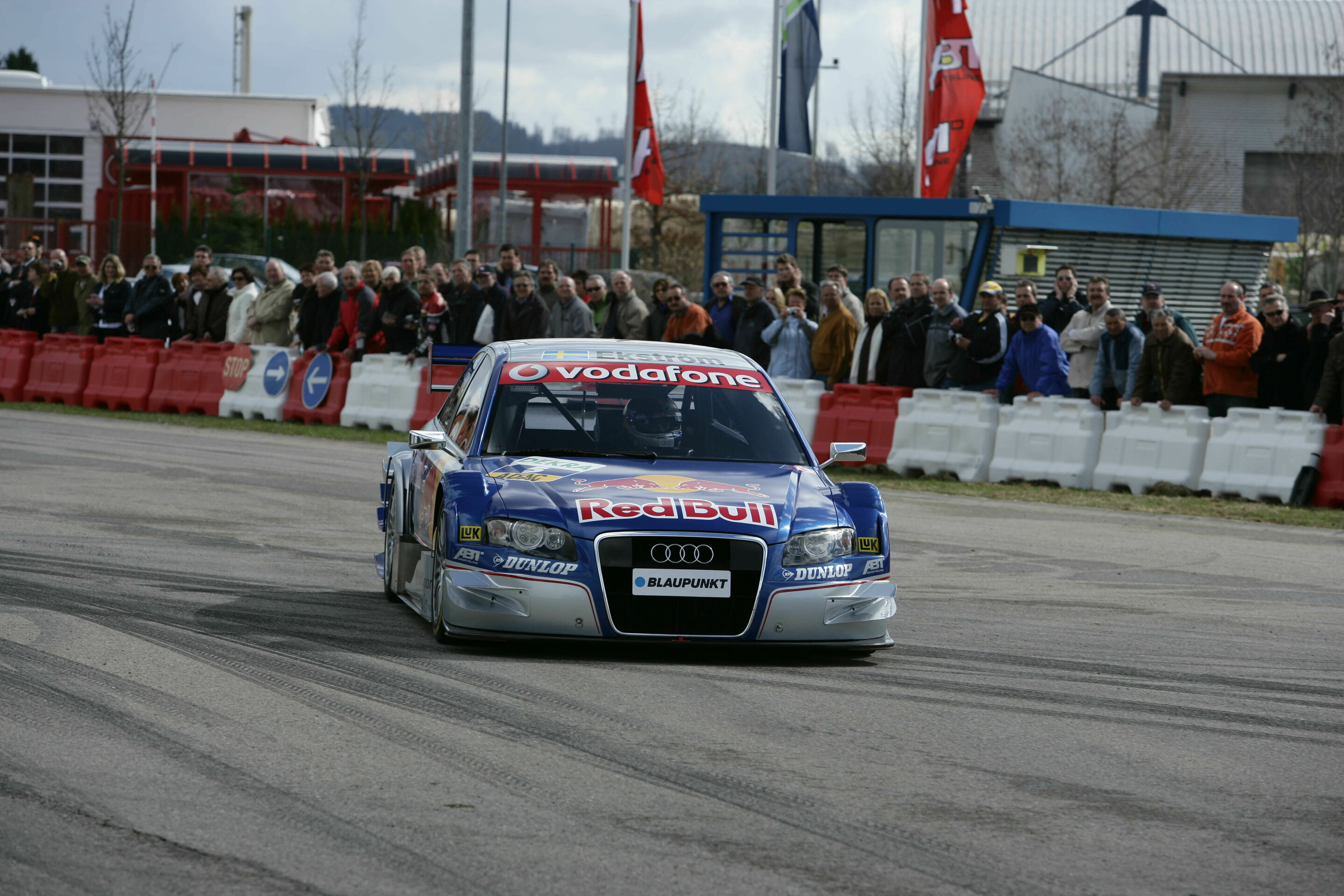 DTm 2006 - Mattias Ekström beim Boxenstopp-Training im Kempten
