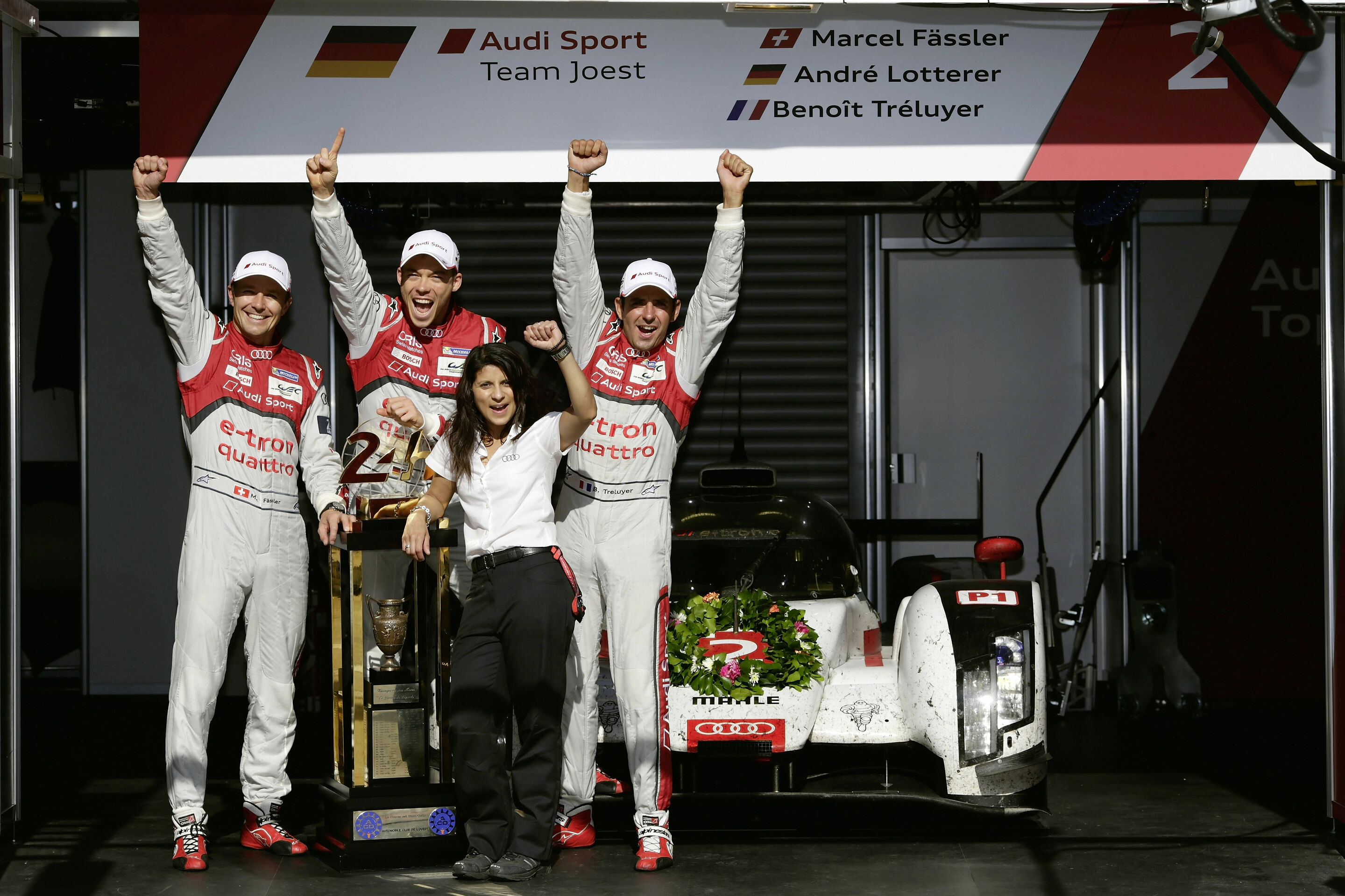 Le Mans 2014 - Marcel Fässler, André Lotterer, Leena Gade (Fahrzeugingenieur Audi R18 e-tron quattro #2), Benoît Tréluyer