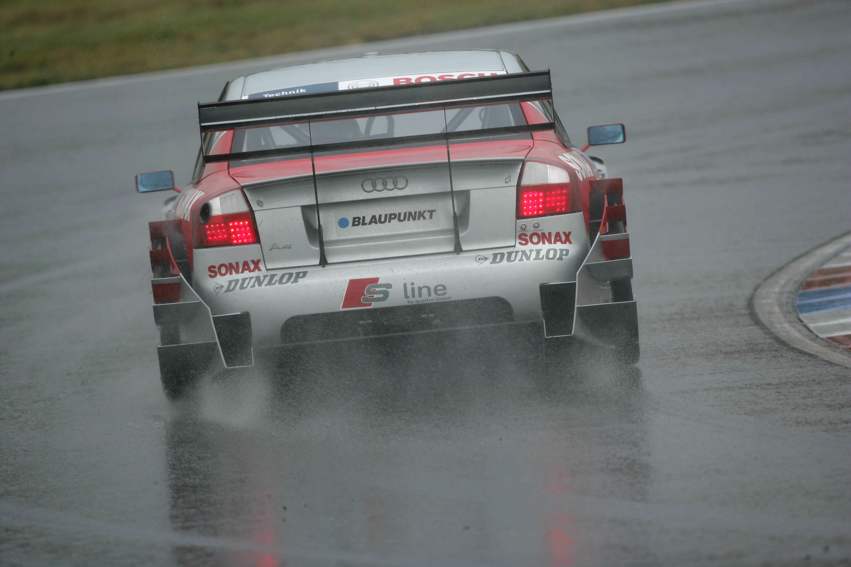 DTM 2005 - Audi A4 DTM #19 (Audi Sport Team Joest), Frank Stippler