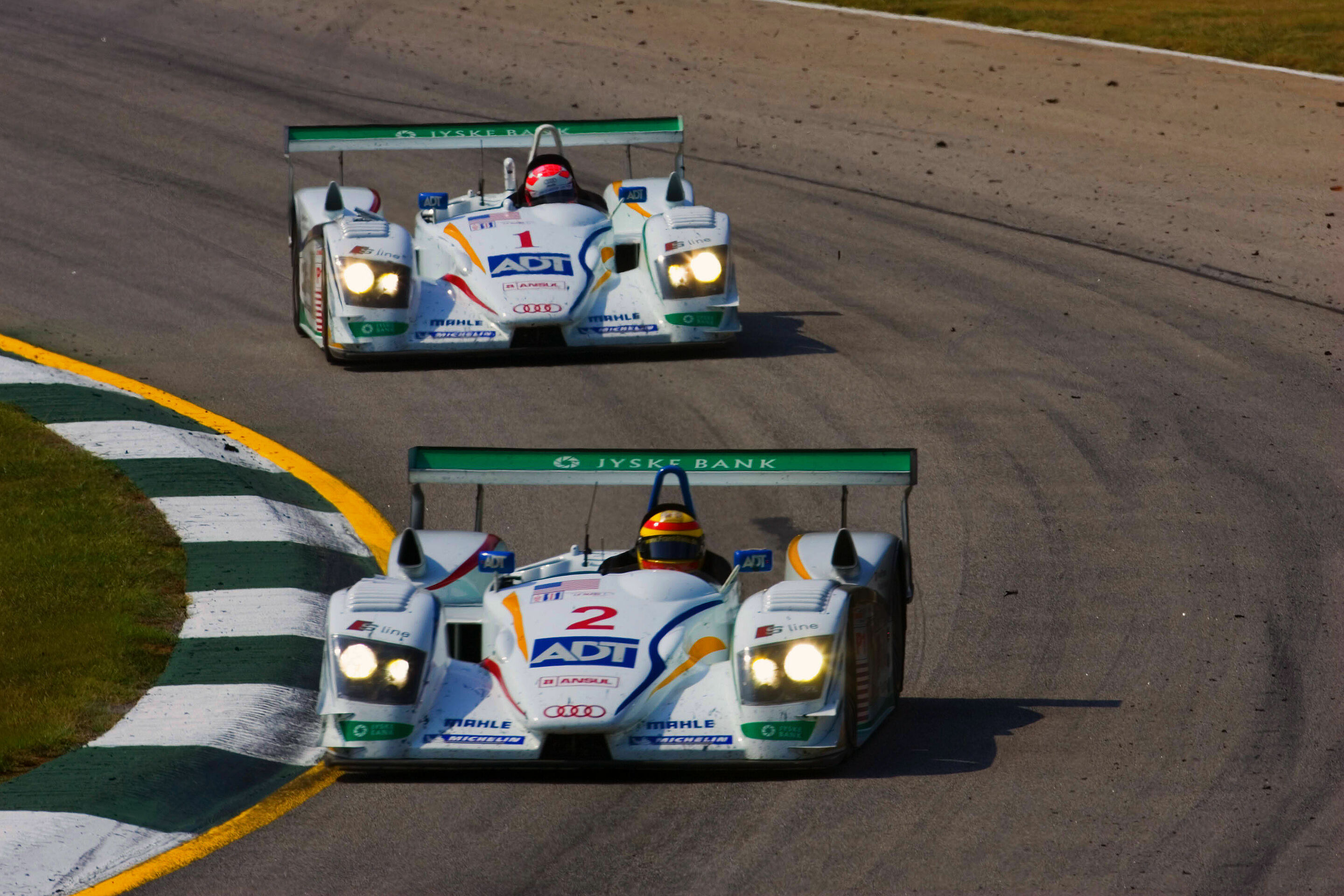 ALMS 2005 - Frank Biela in front of Marco Werner