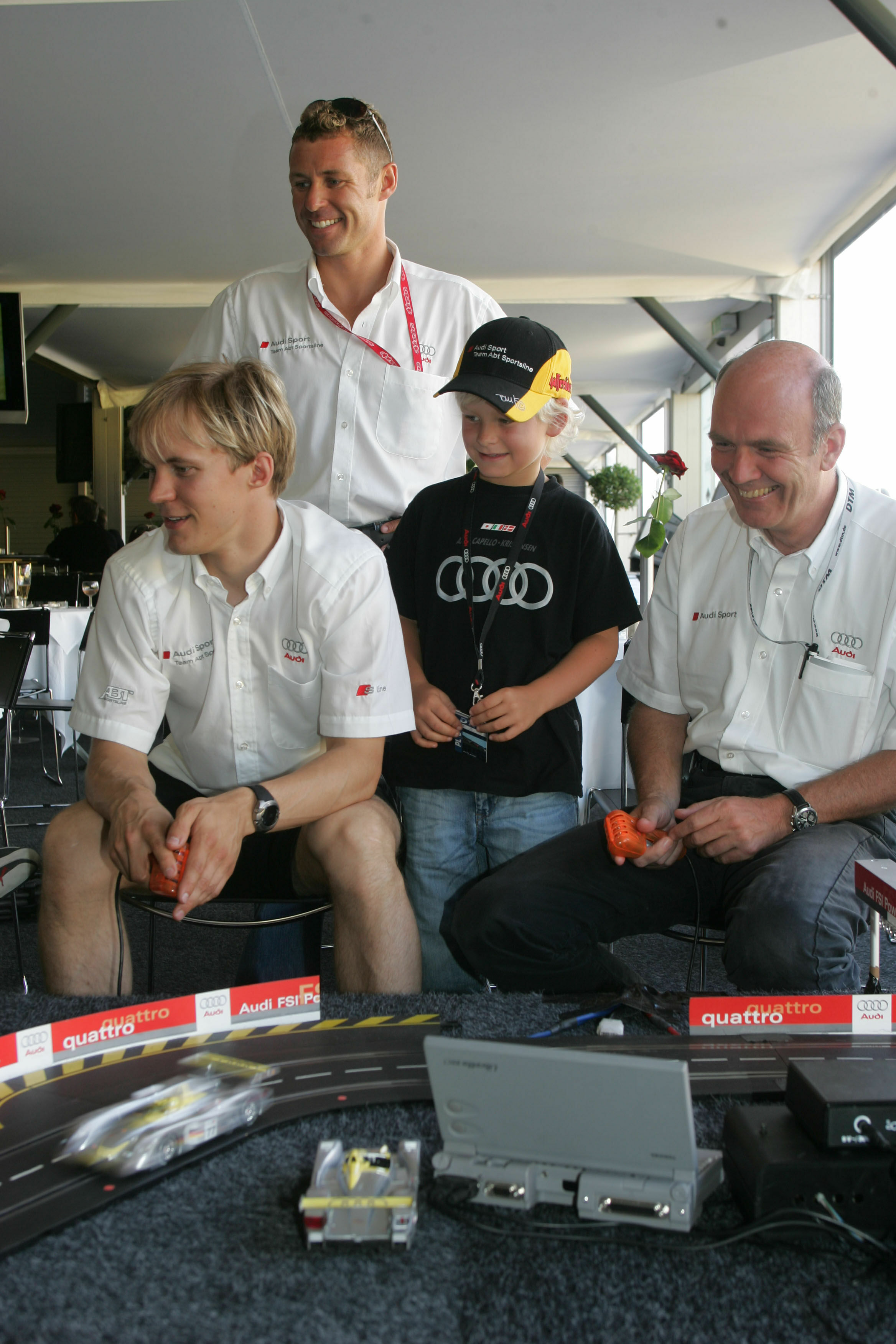 DTM 2004 - Mattias Ekström, Tom Kristensen, son Oliver, Dr. Wolfgang Ullrich