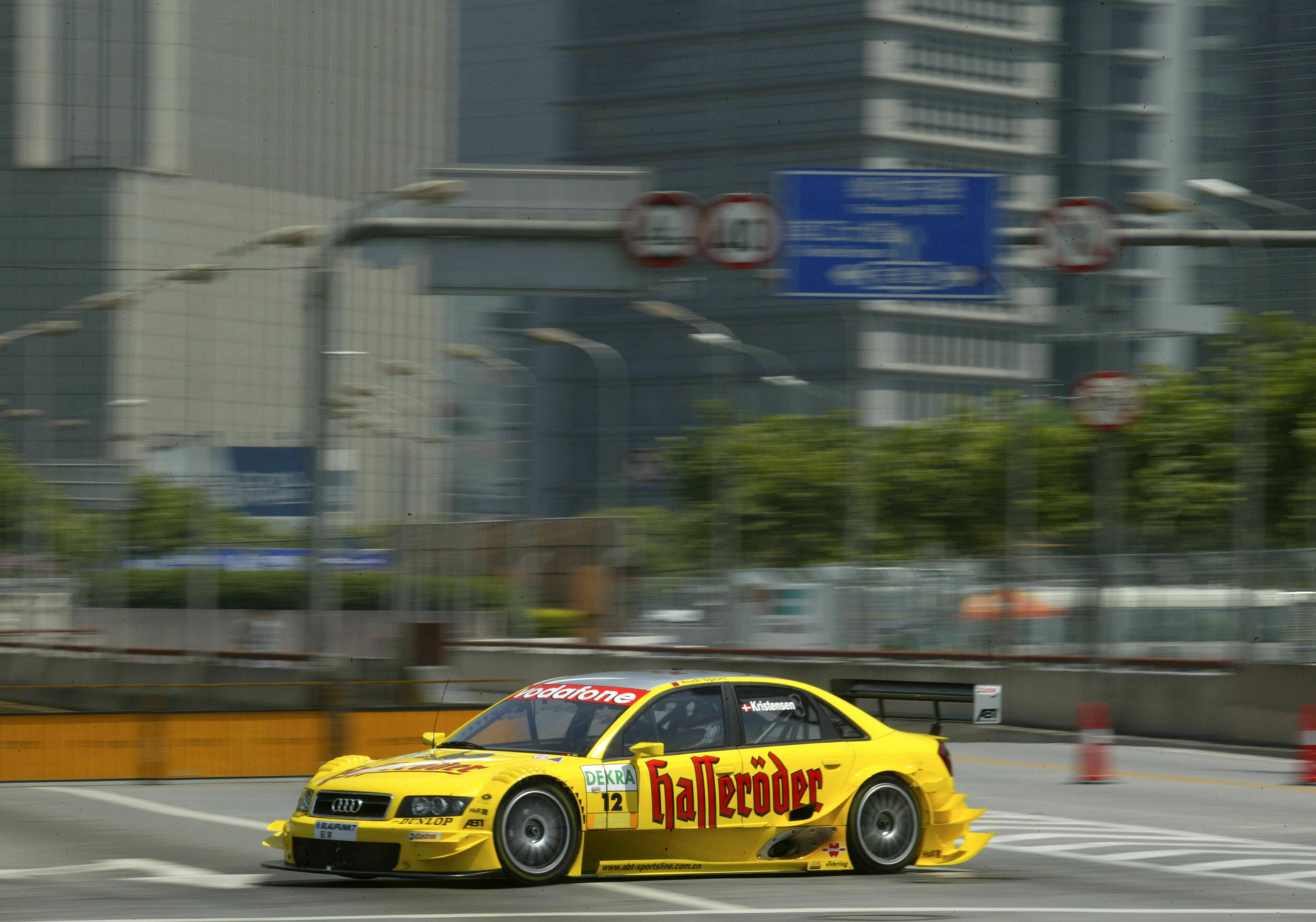 DTM 2004 - Tom Kristensen, Audi A4 DTM #12 (Audi Sport Team Abt Sportsline)