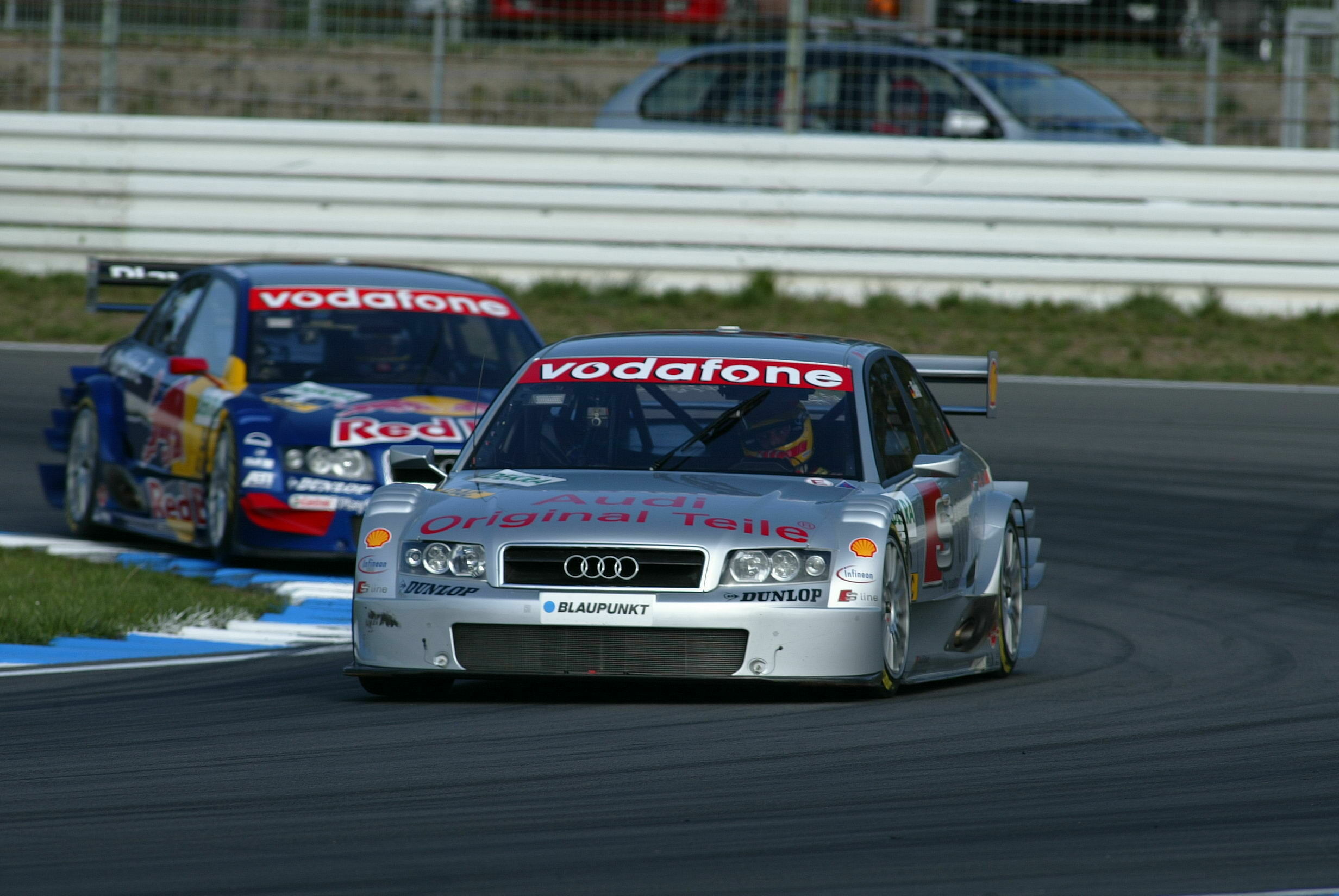 DTM 2004 - Frank Biela vor Mattias Ekström