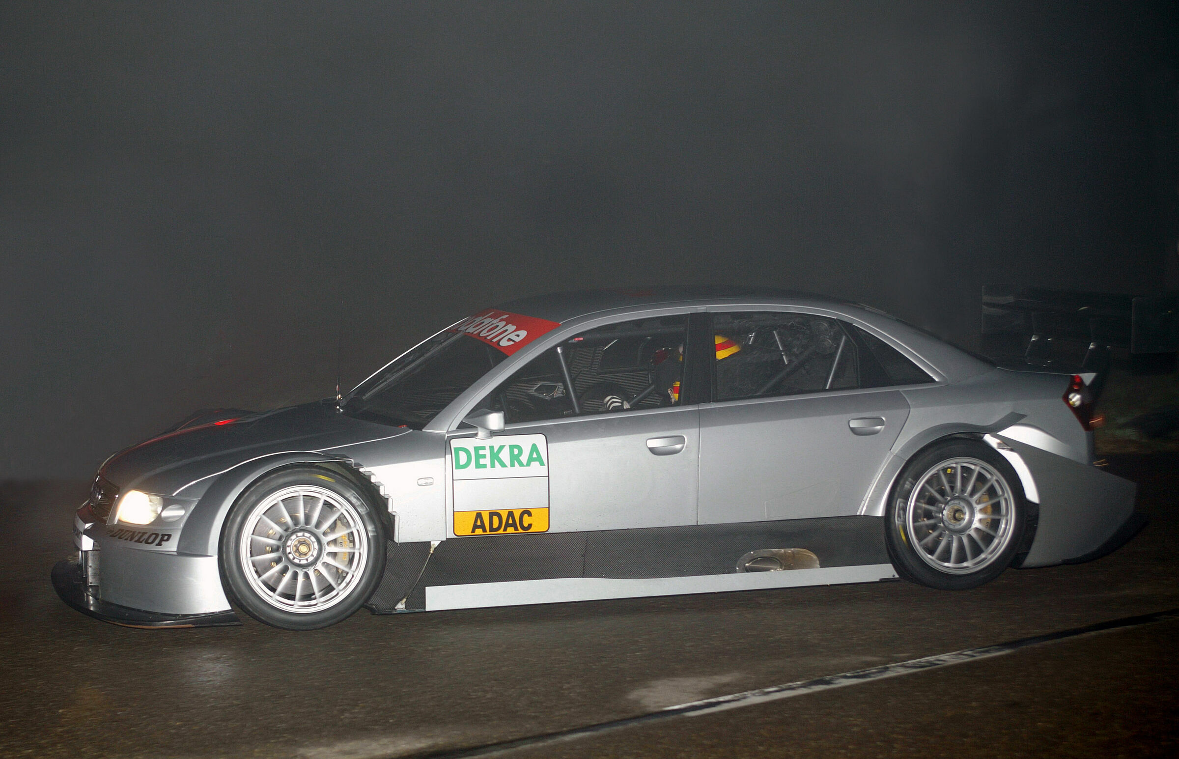 DTM 2004 - Audi A4 DTM