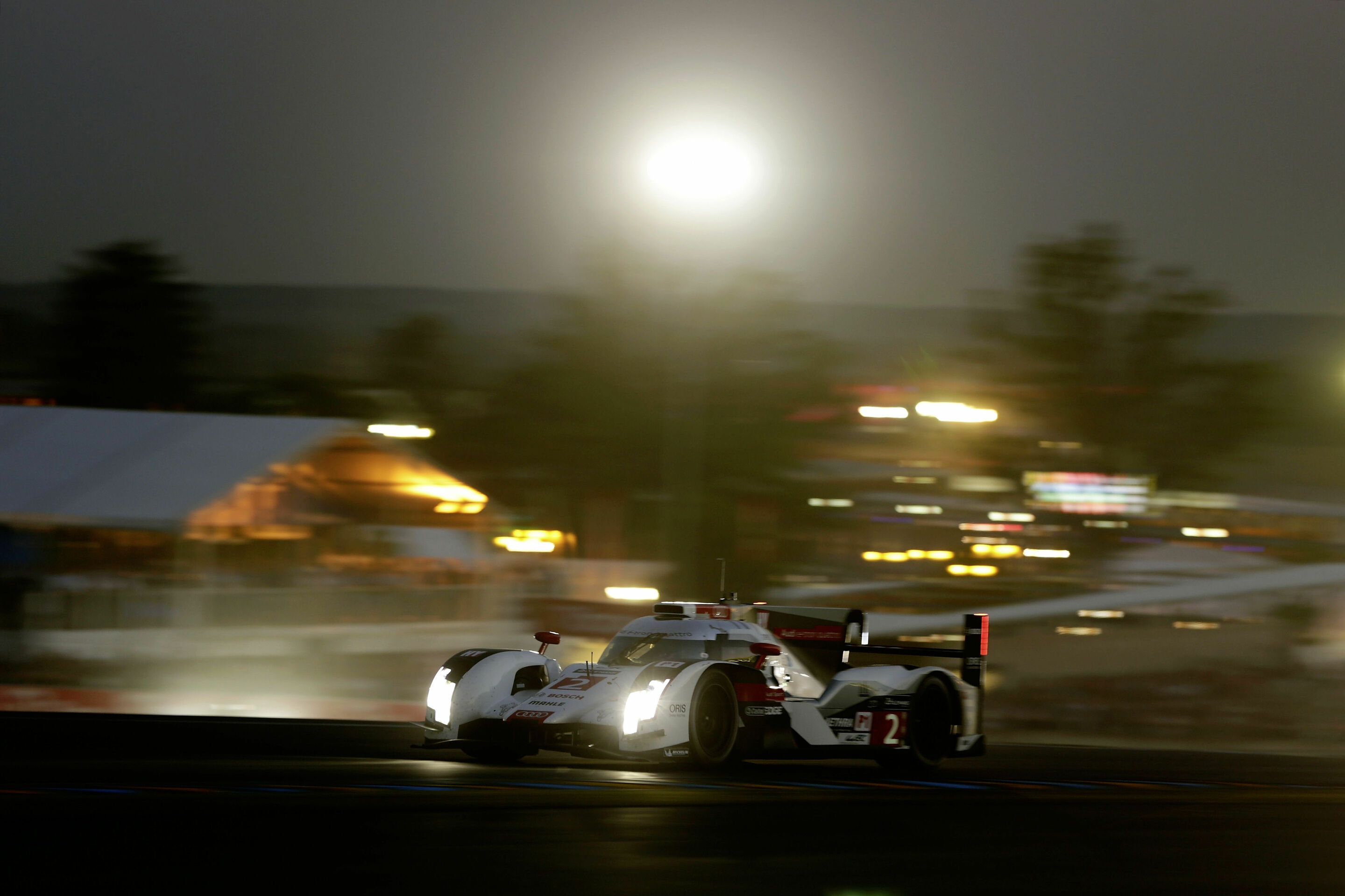 Le Mans 2014 - Audi R18 e-tron quattro #2 (Audi Sport Team Joest), Marcel Fässler, André Lotterer, Benoît Tréluyer