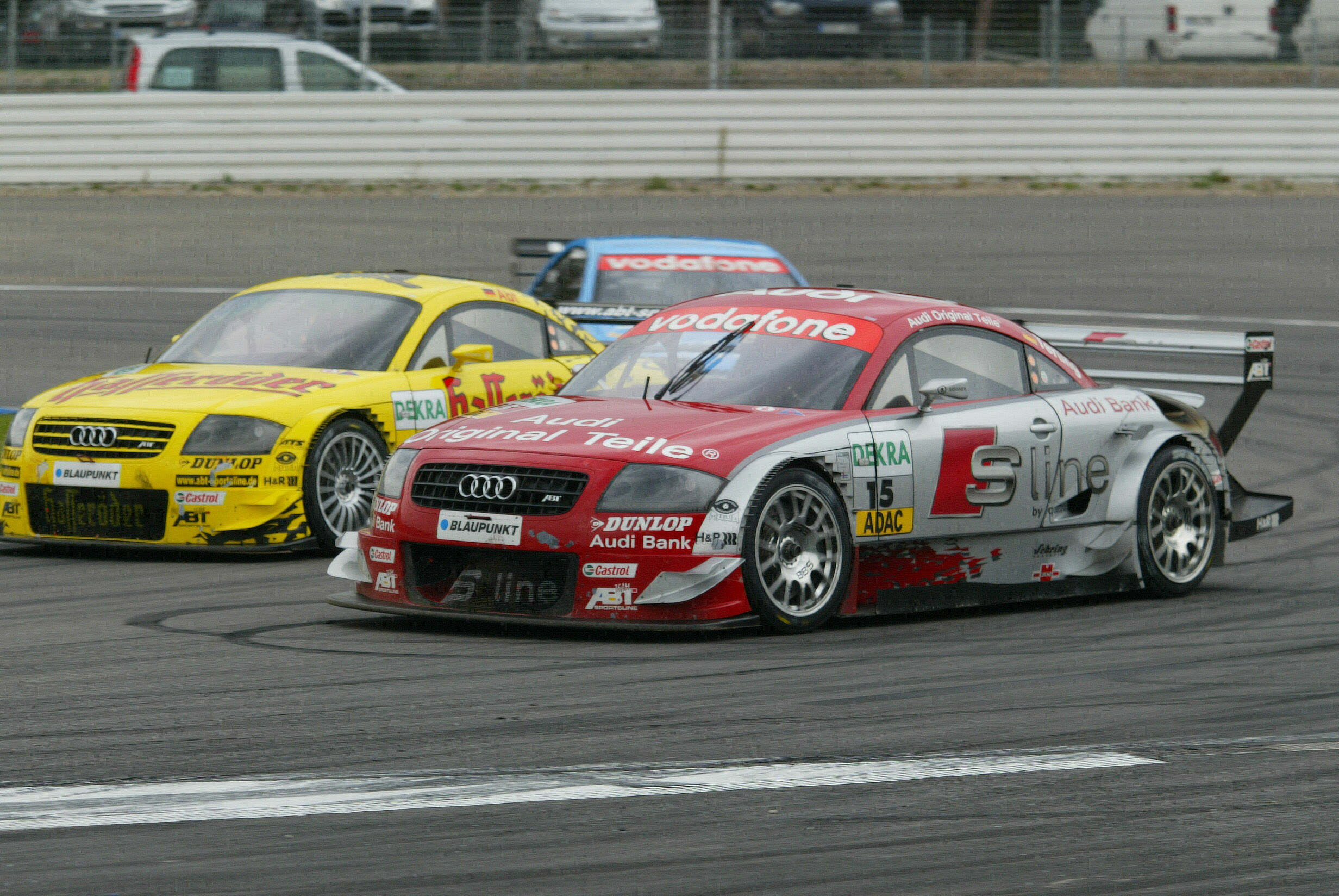 DTM 2003 - Peter Terting überholt Christian Abt