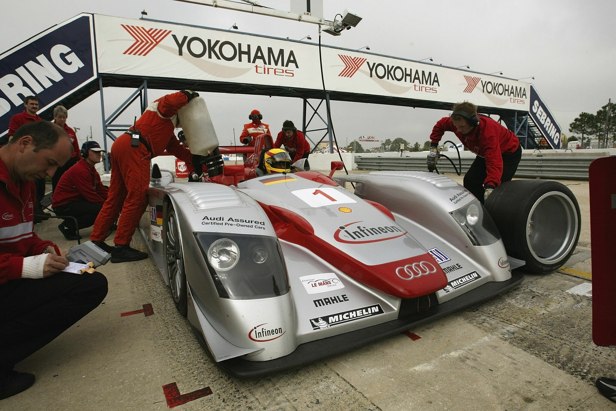 Le Mans 2002 - Frank Biela im Infineon Audi R8 #1