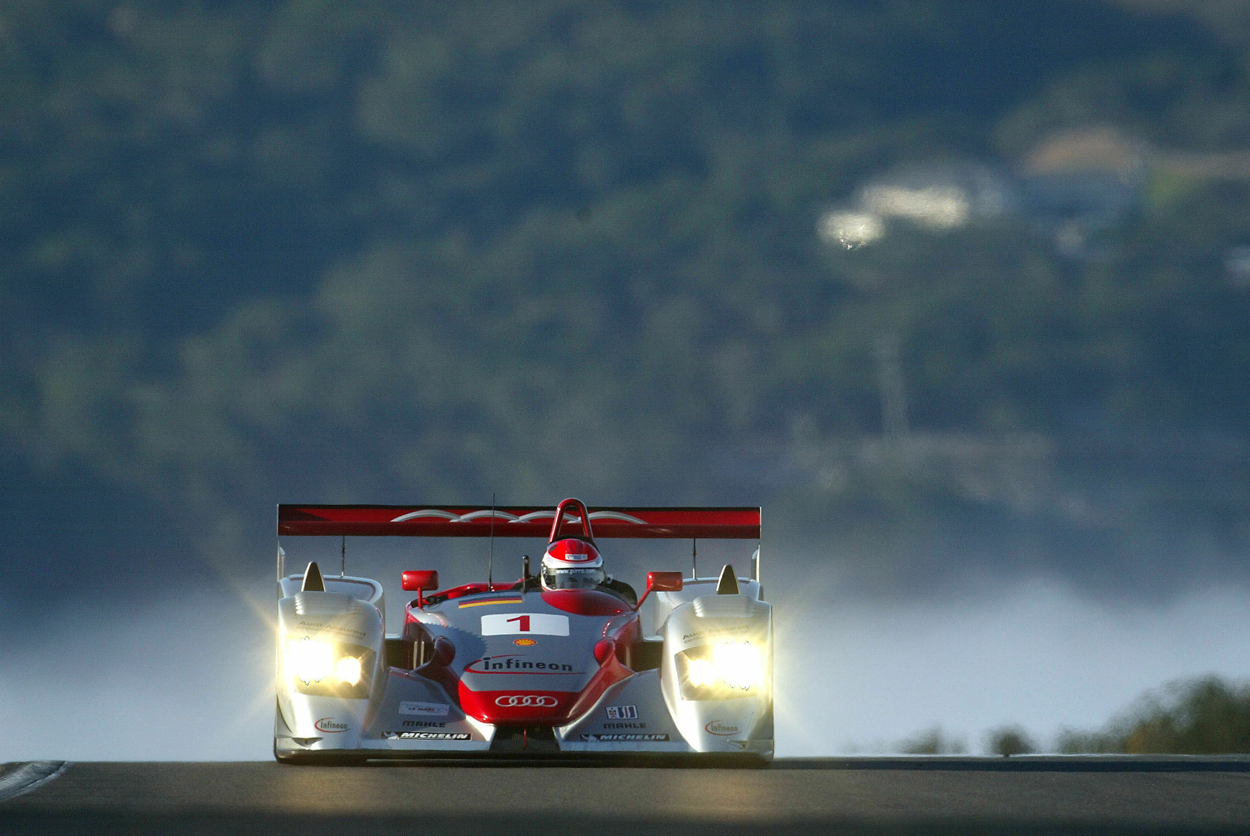 ALMS 2002 - Emanuele Pirro in the Infineon Audi R8