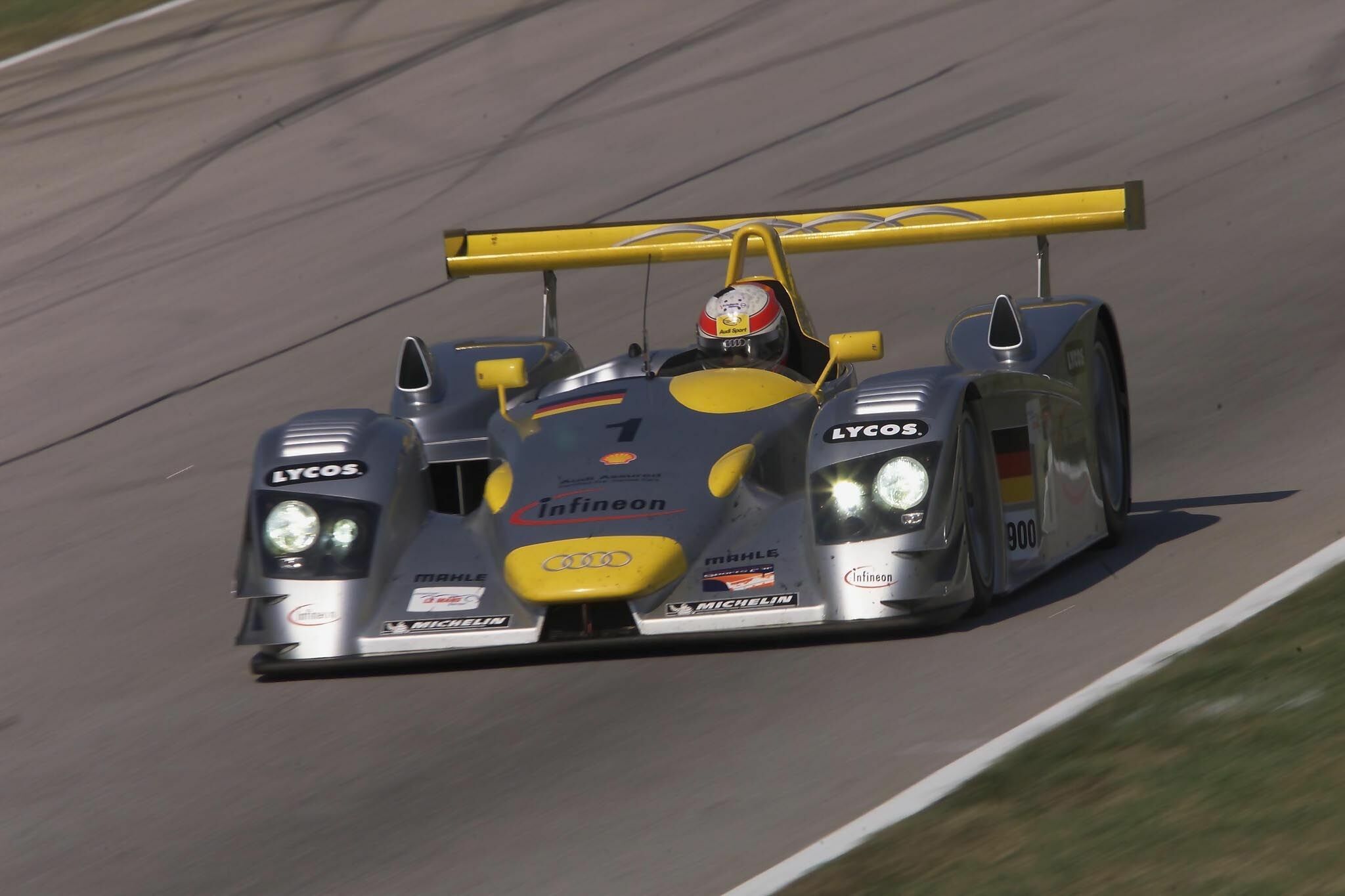 ALMS 2001 - Tom Kristensen im Infineon Audi R8 #1
