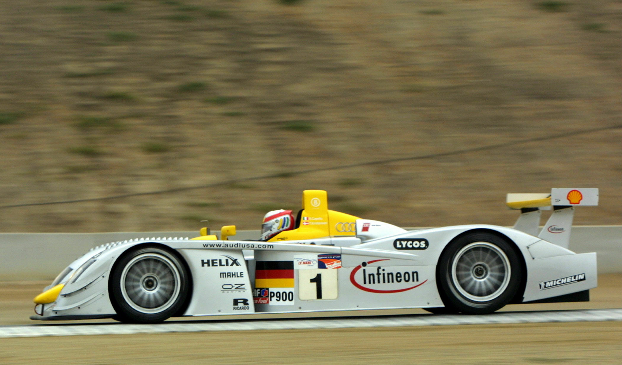 ALMS 2001 - Tom Kristensen im Infineon Audi R8 #1