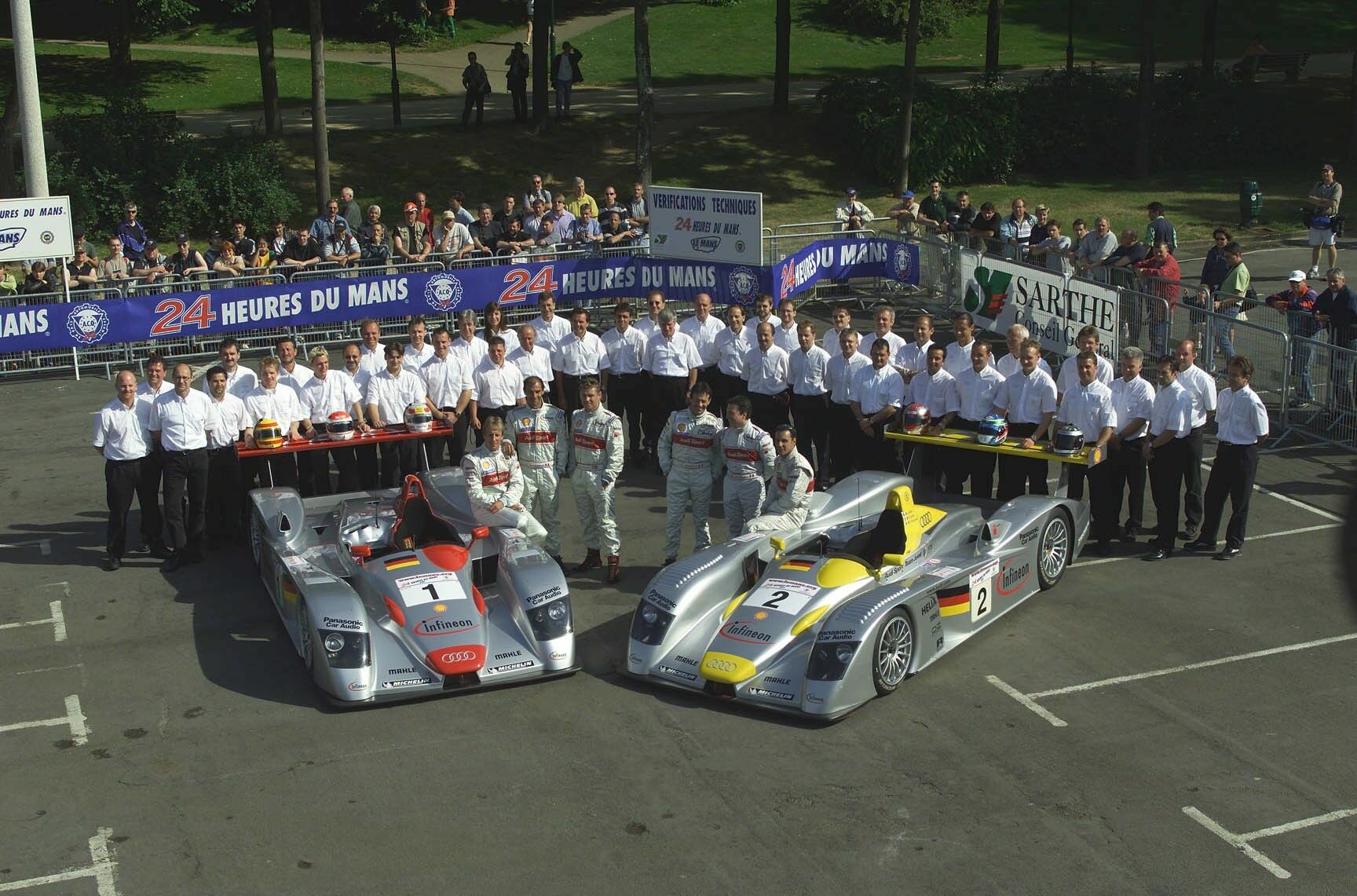 Le Mans 2001 - Audi präsentiert sich bei der technischen Abnahme