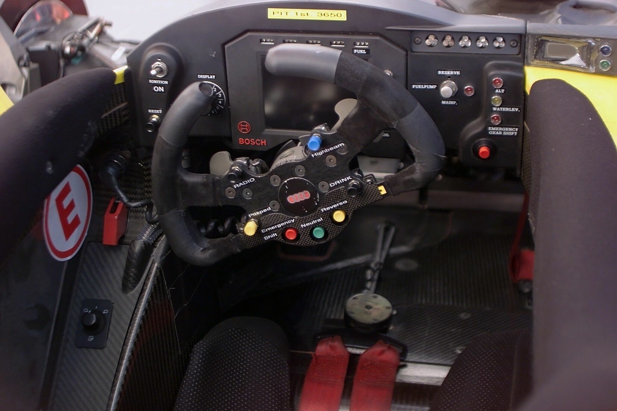 ALMS 2000 - Das Cockpit des Audi R8