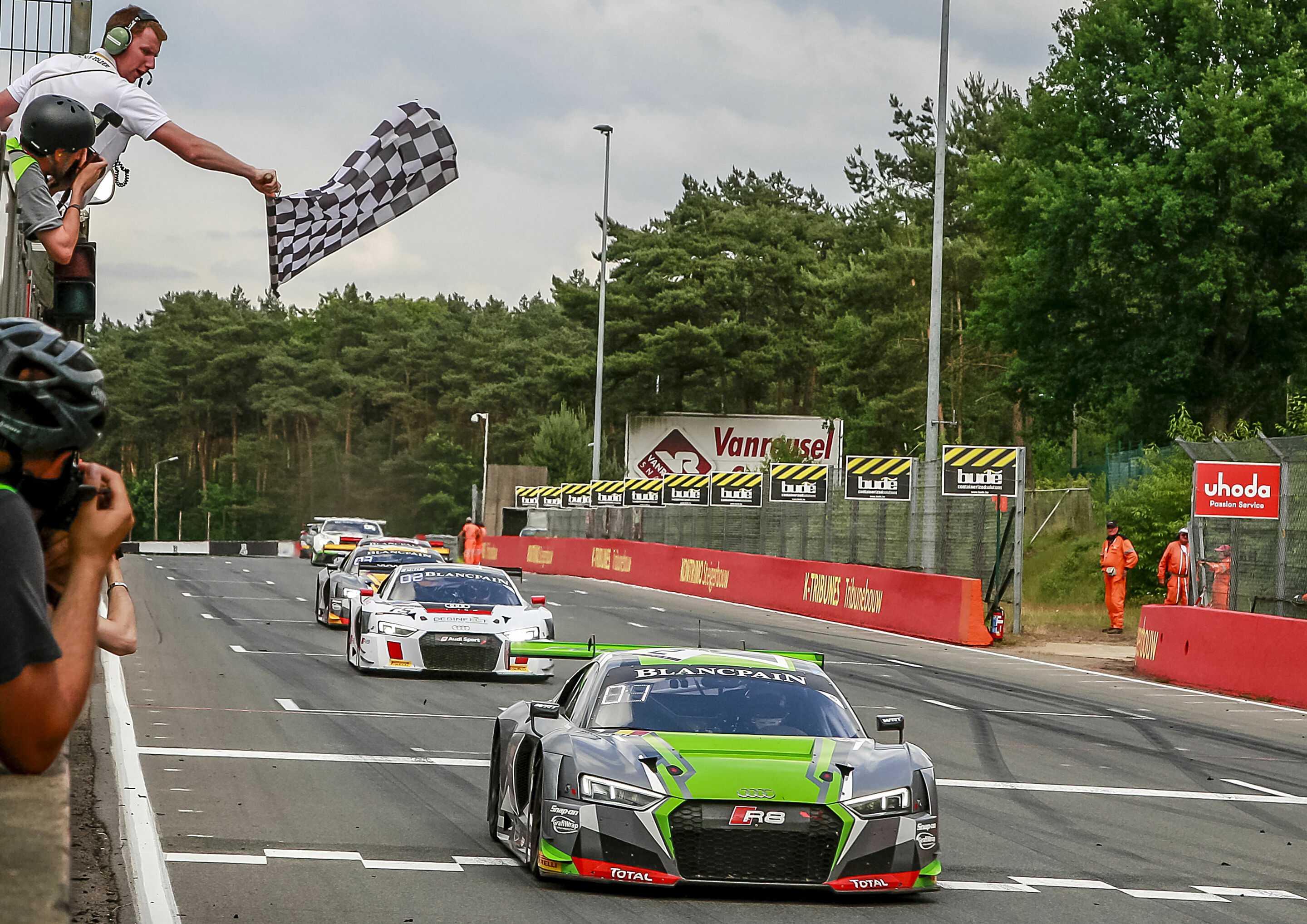 Blancpain GT Series 2017 - Audi R8 LMS #2 (Belgian Audi Club Team WRT), Will Stevens/Markus Winkelhock