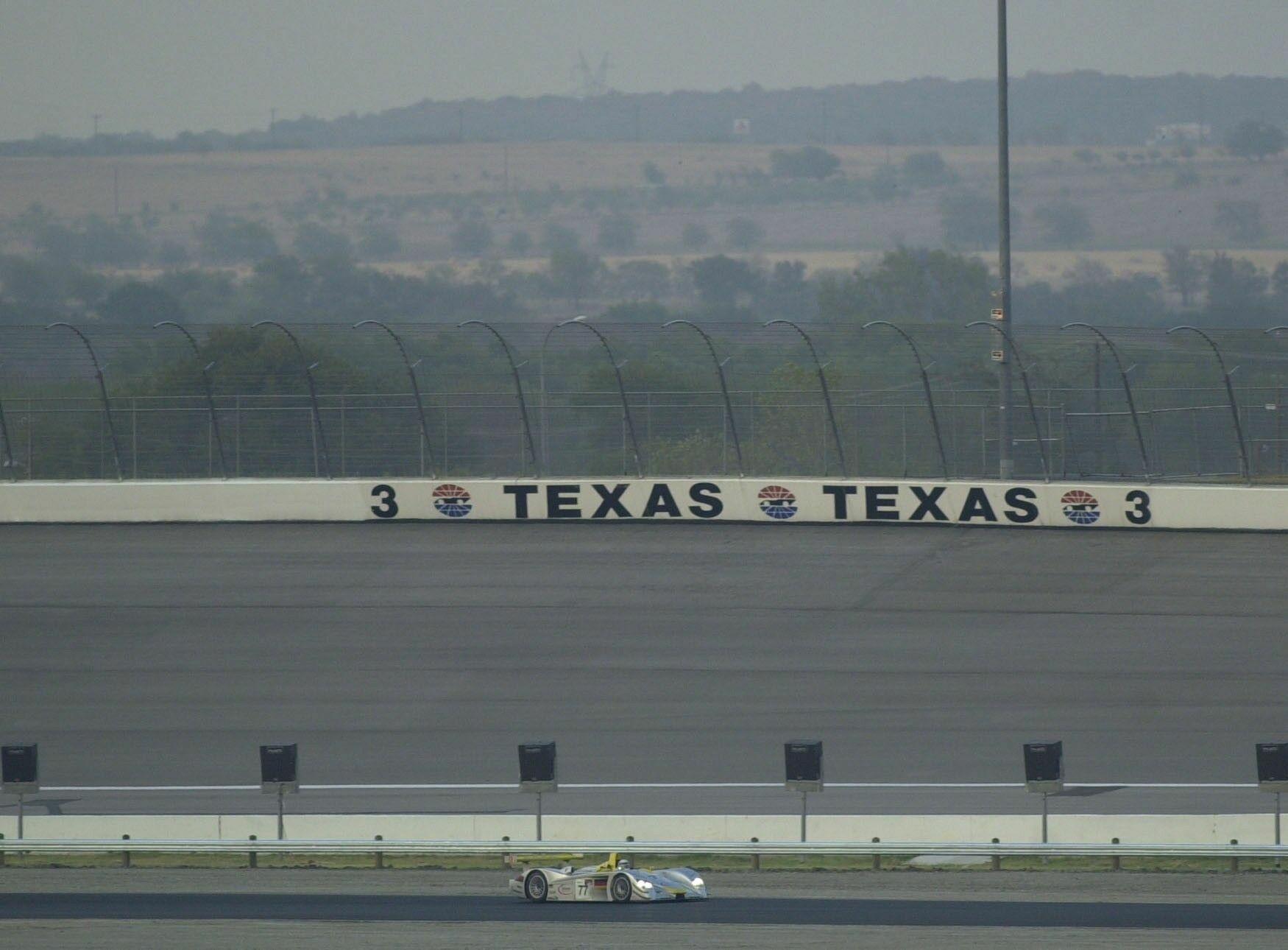 ALMS 2000 - Allan McNish in the Audi R8 #77