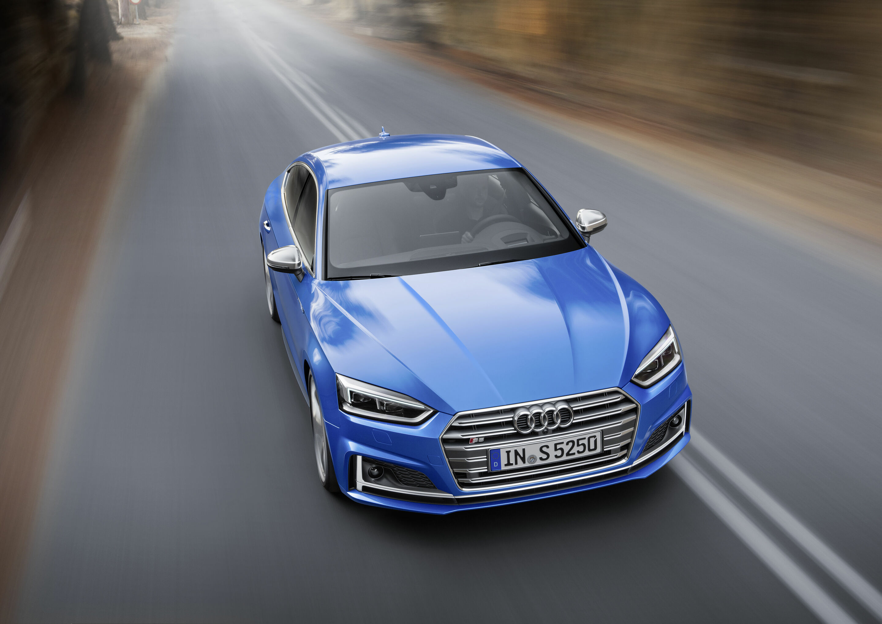 AUDI AG: Juni-Absatz steigt in China, USA und Westeuropa - Die AUDI AG hat im Juni auf allen ihren drei größten Absatzmärkten ein Verkaufsplus verzeichnet. In China (+1,7%) kehrte das Unternehmen auf seinen Wachstumskurs zurück. Auf dem deutlich gebremsten...